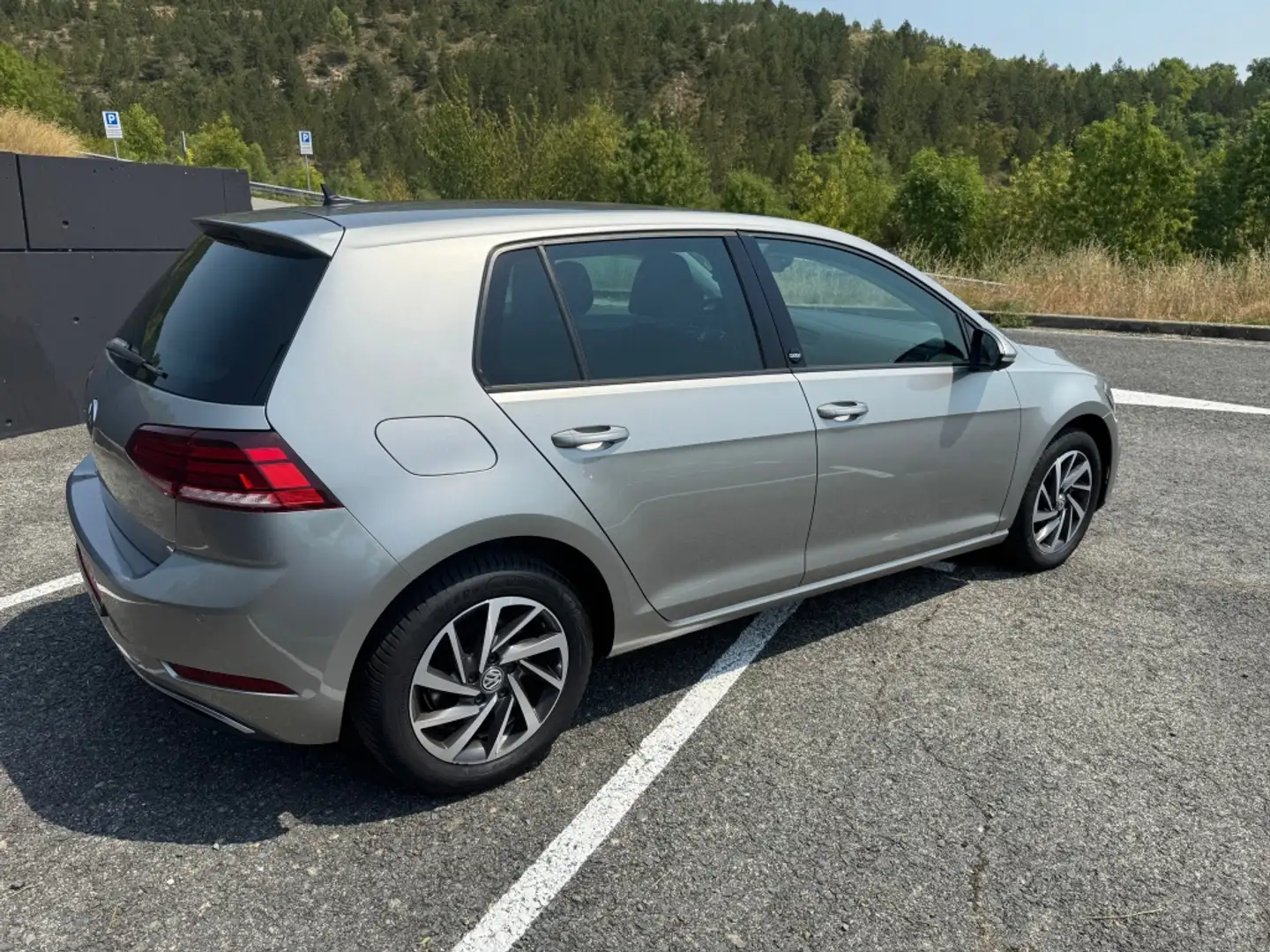 Volkswagen Golf 2.0TDI Sport DSG7 110kW Gris - 2