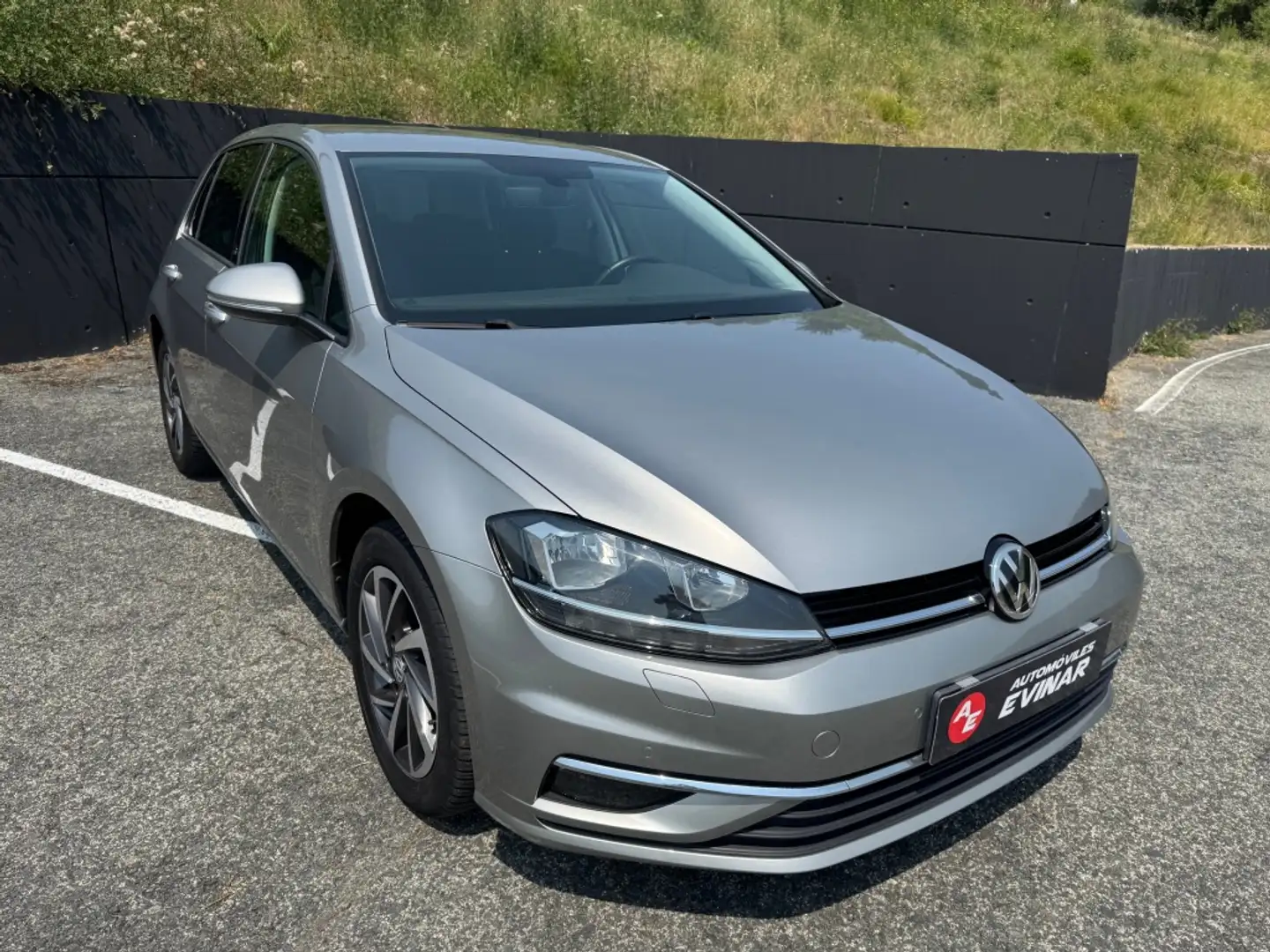 Volkswagen Golf 2.0TDI Sport DSG7 110kW Gris - 1