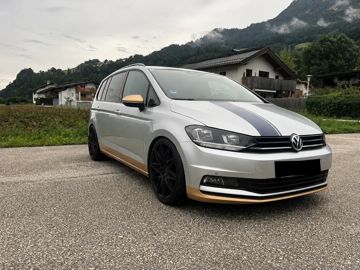 Volkswagen Touran Trendline 1,6 SCR TDI - 2