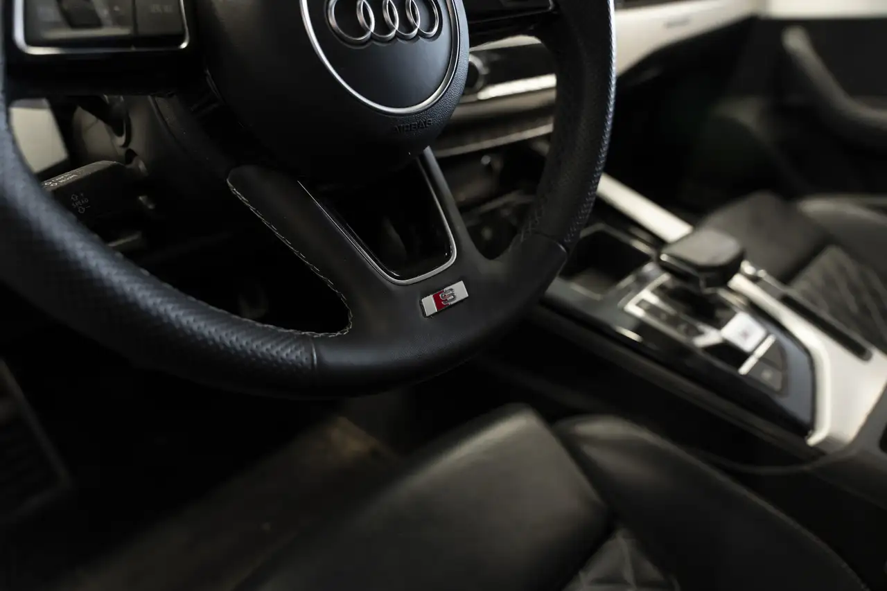 Audi S5 снимка Audi S5