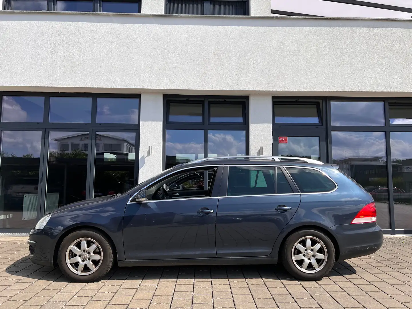 Volkswagen Golf Variant V 1.4 TSI Sportline / PANO / NAVI / TEMPOMAT / Albastru - 2