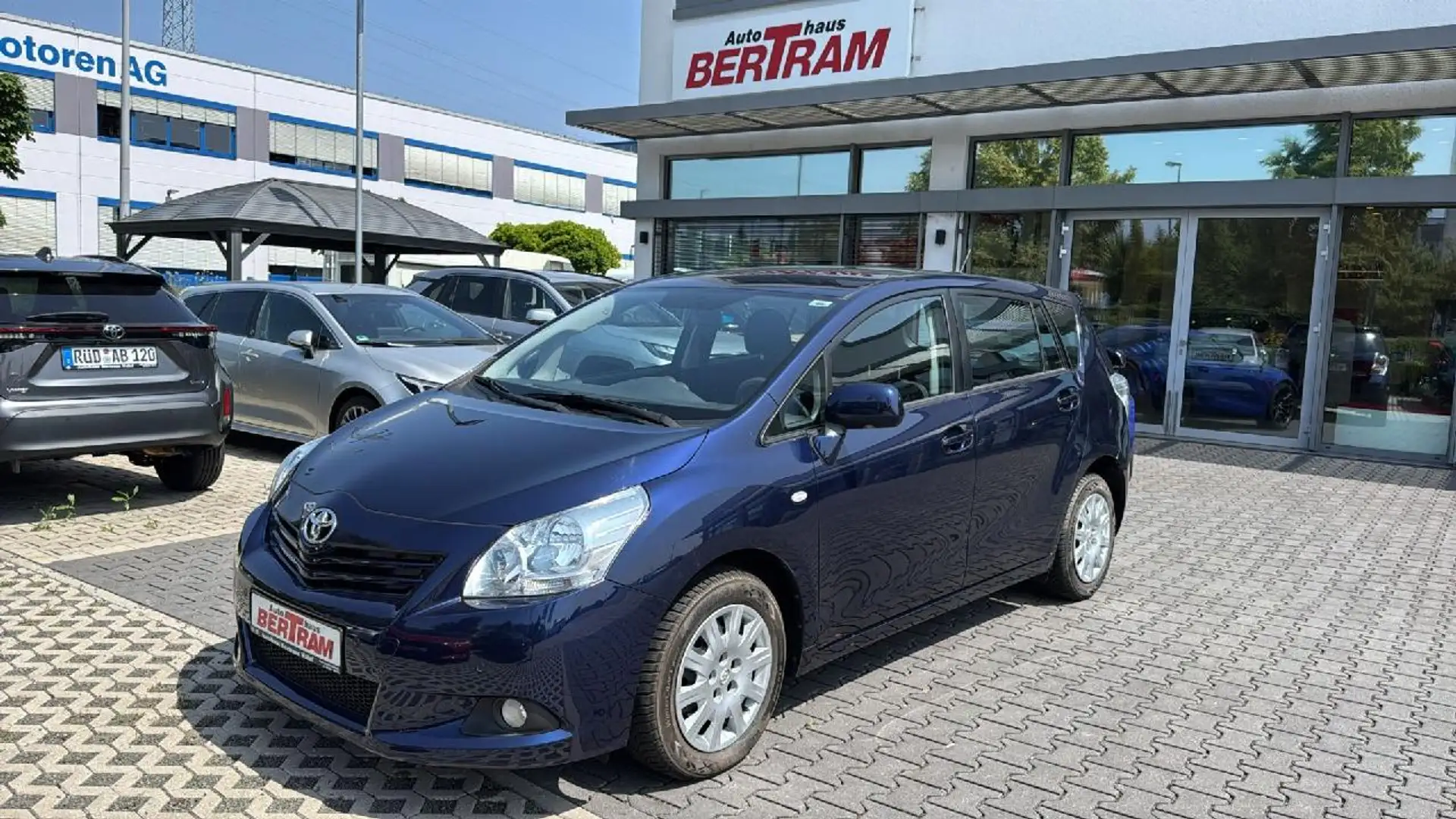 Toyota Verso Life Azul - 1