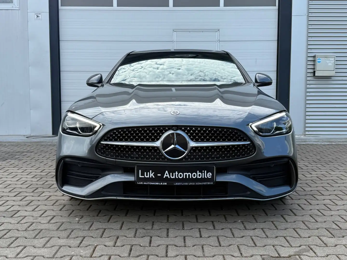 Mercedes-Benz C 220 d°MBUX°ACC°AMG-PAKET°Lim°Leder°360Cam Grijs - 1