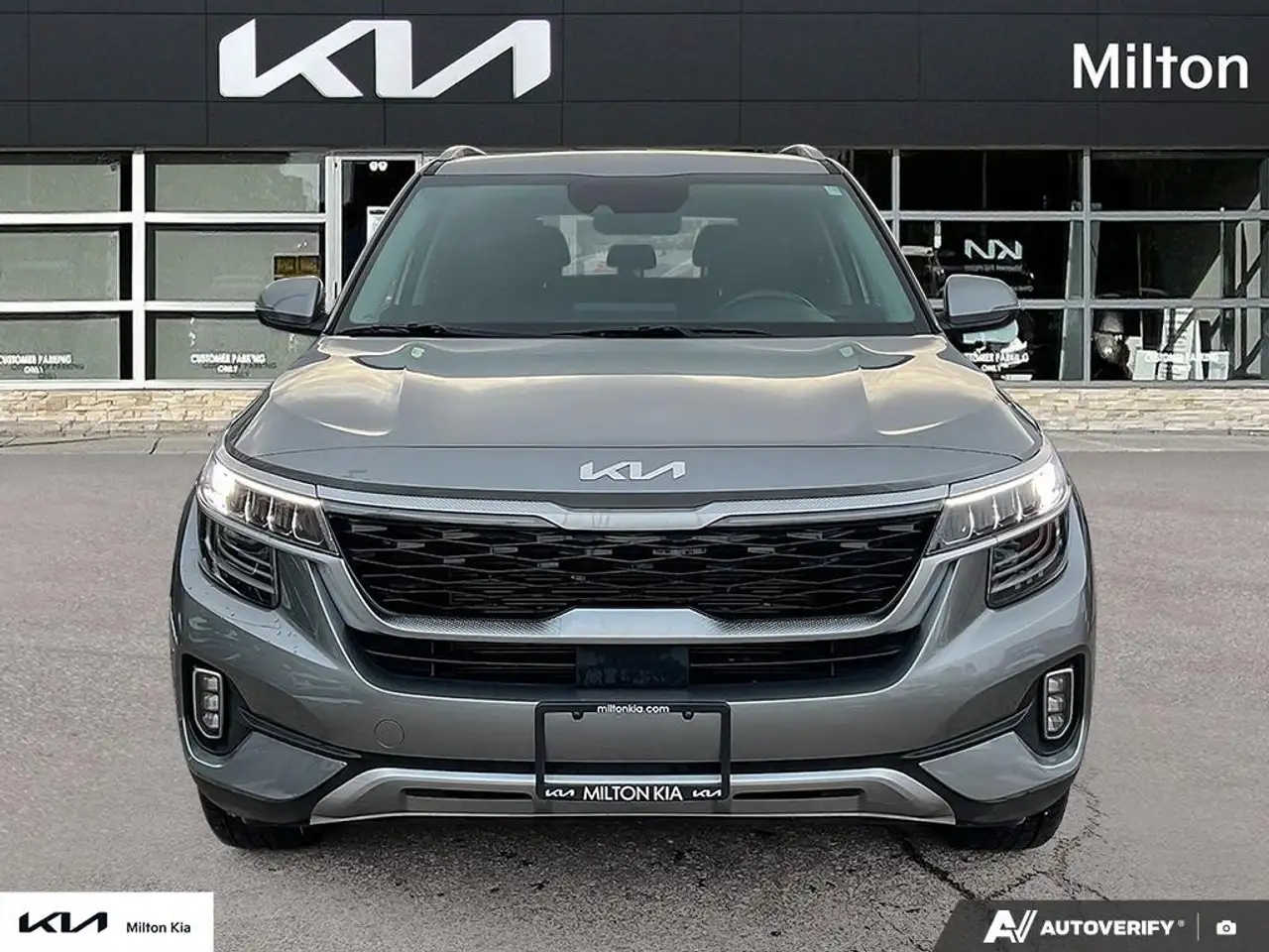 Kia Seltos снимка Kia Seltos