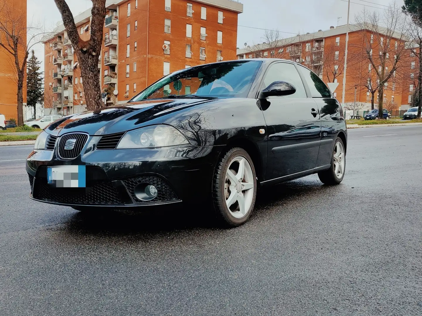 SEAT Ibiza 3p 1.4 16v Stylance Dual 85cv Noir - 1