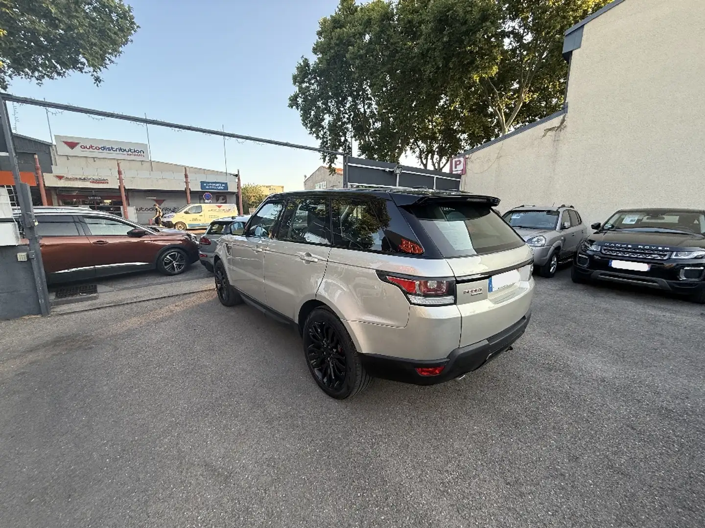 Land Rover Range Rover Sport SDV6 3.0L HSE Dynamic - 2