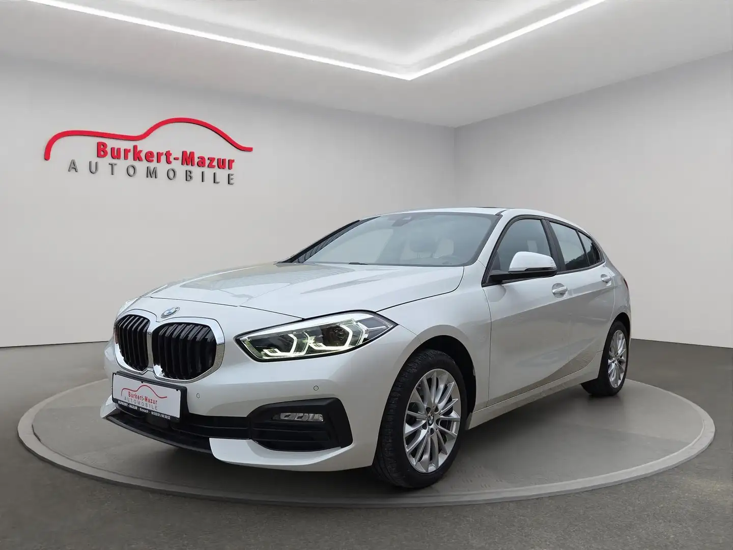 BMW 120 120d Advantage*NAVI*LED*PANO*Live Cockpit* Weiß - 1