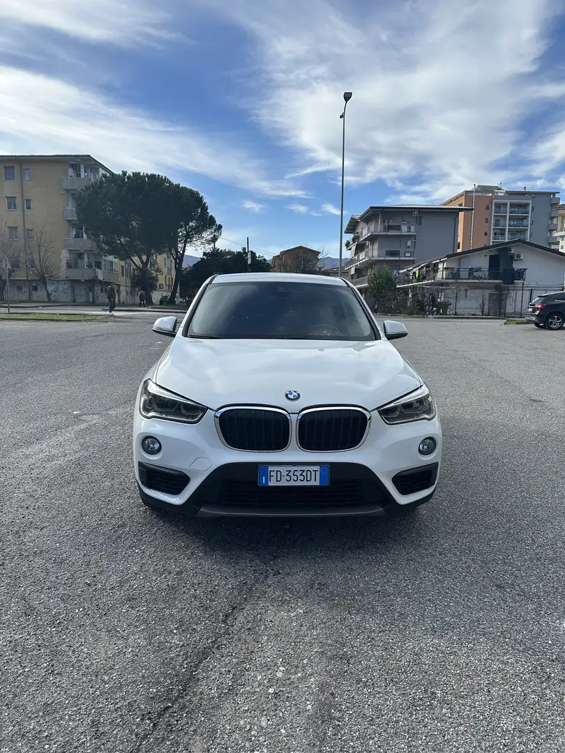 BMW X1 xdrive18d Business auto - 1