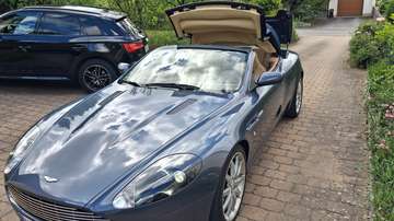 DB9 Volante Touchtronic