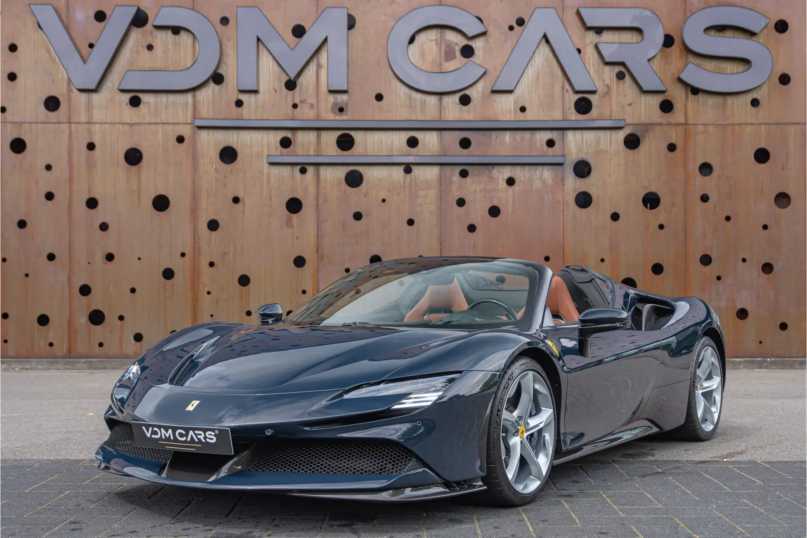Ferrari SF90 Spider 4.0 V8 | CARBON (12x) | CarPlay | Lift | AFS | Two Modrá - 1