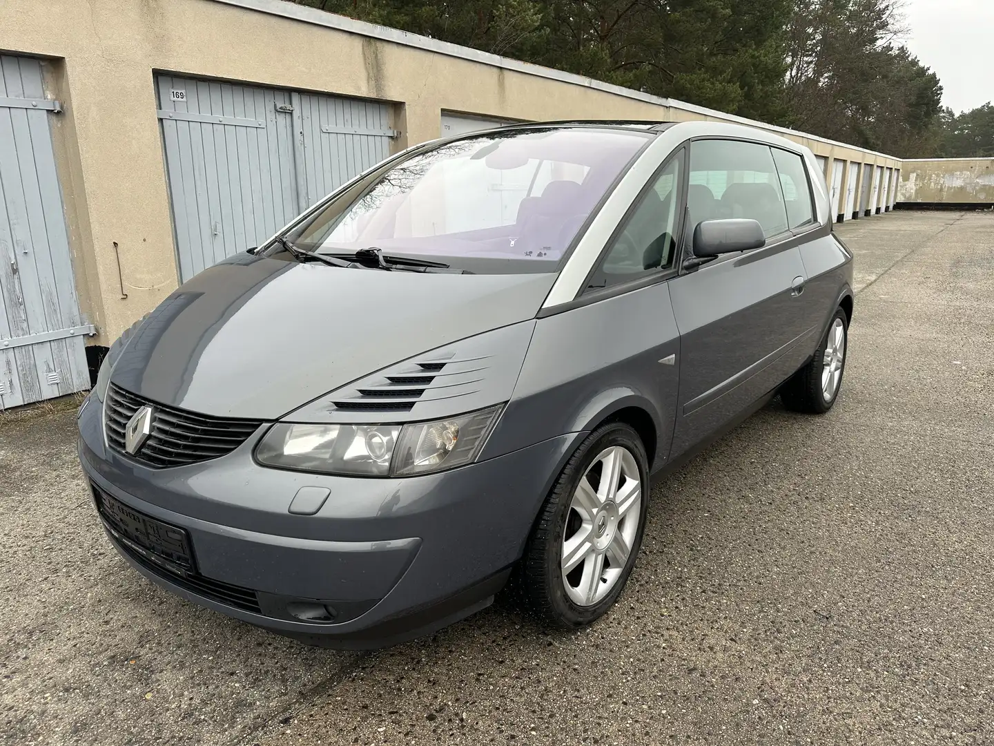 Renault Avantime 3.0 V6 Privilege 18-Zoll Fox-Abgasanlage Grau - 1