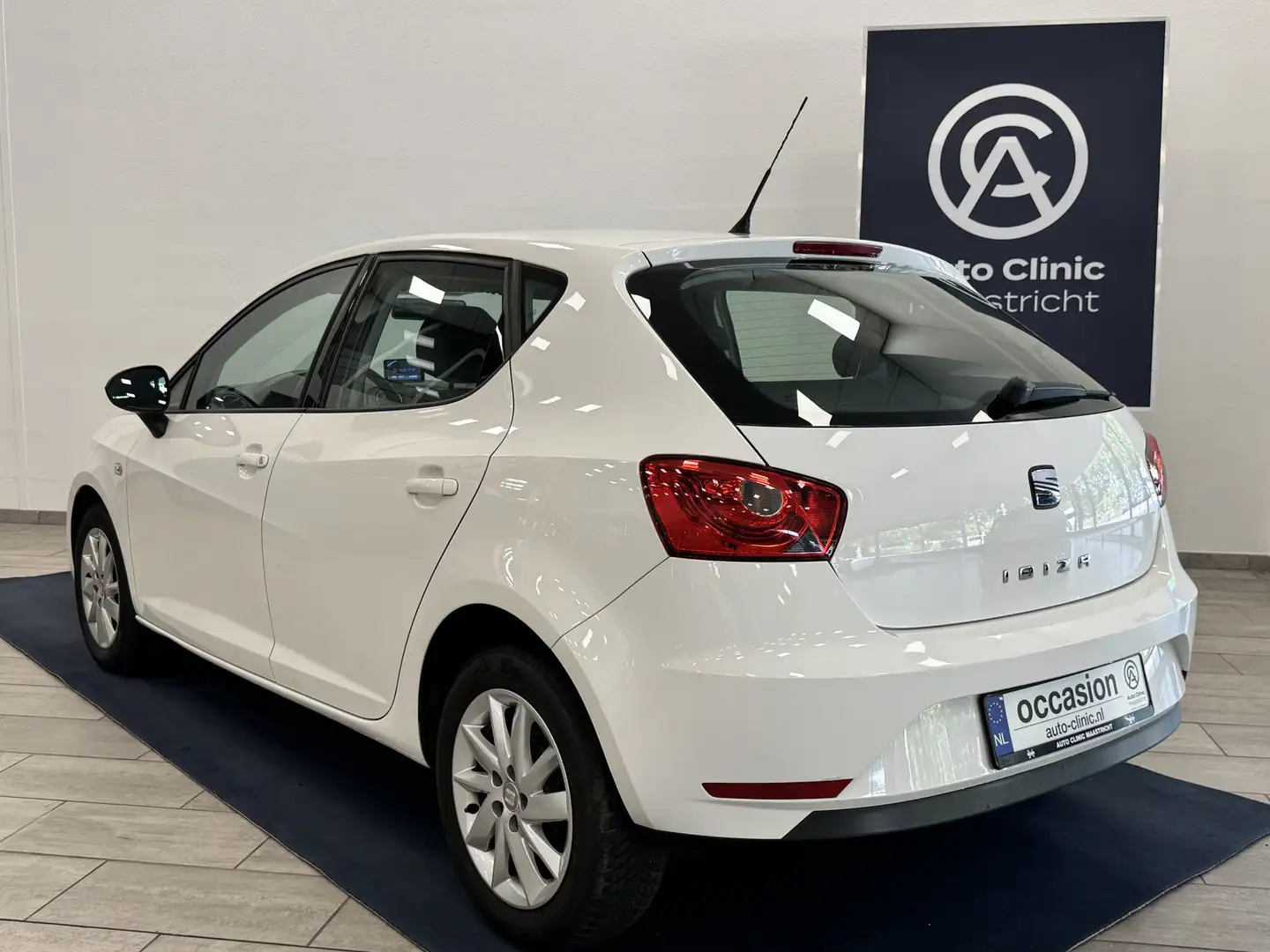 SEAT Ibiza 1.2 Style 5-drs | NAVI | AIRCO |  FROZEN WHITE | Wit - 2