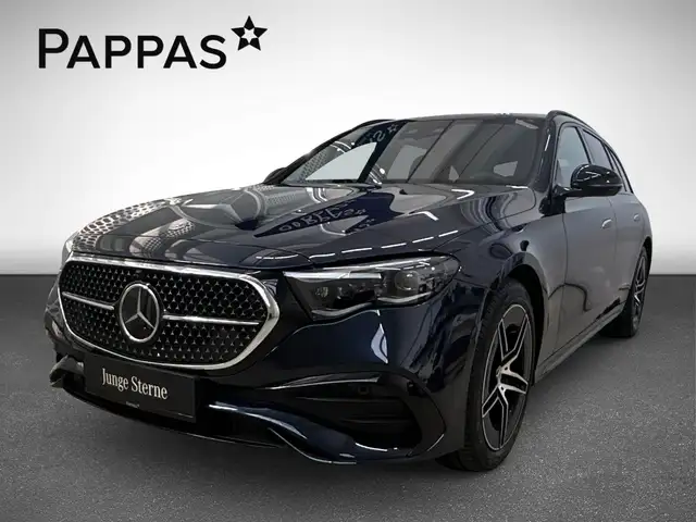 Mercedes-Benz E 300 de 4MATIC T-Modell mit EQ Hybrid Technologie Öster Ansicht 2