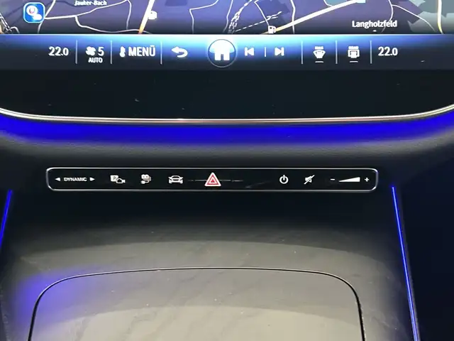 Mercedes-Benz E 300 de 4MATIC T-Modell mit EQ Hybrid Technologie Öster Ansicht 18