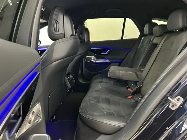 Mercedes-Benz E 300 de 4MATIC T-Modell mit EQ Hybrid Technologie Öster Ansicht 17