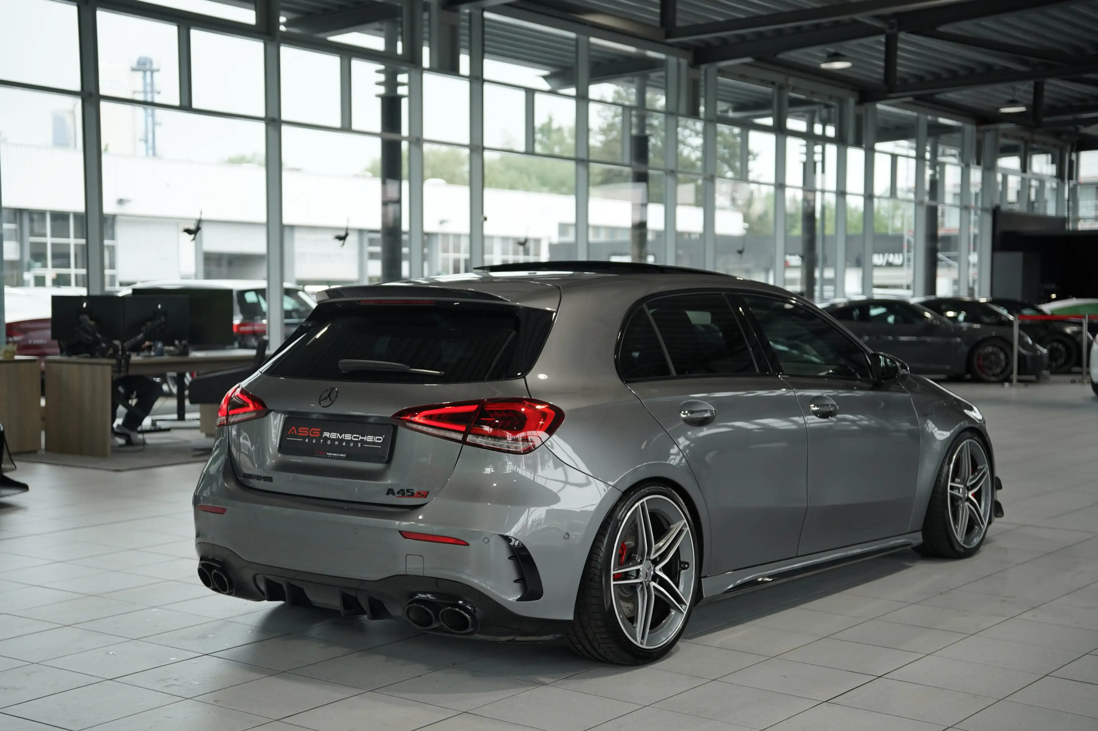 Mercedes-Benz A 45 AMG S 4M 1.H *Schale *Pano*Night*Burmester — photo 10