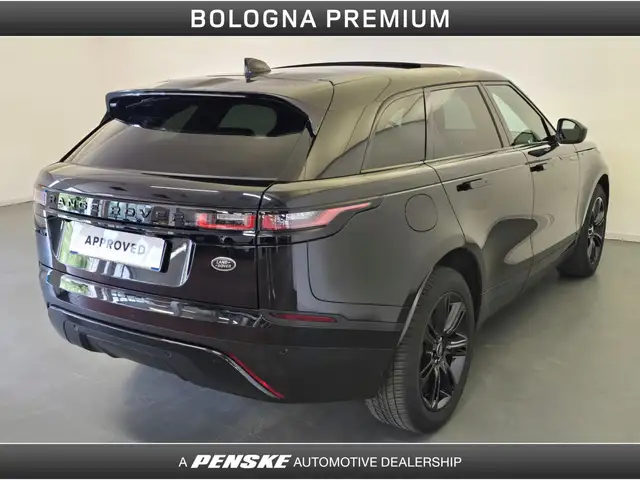 Land Rover Range Rover Velar view 2