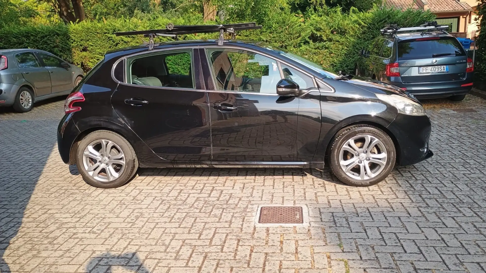Peugeot 208 208 I 2012 5p 1.4 hdi 8v Active Nero - 2