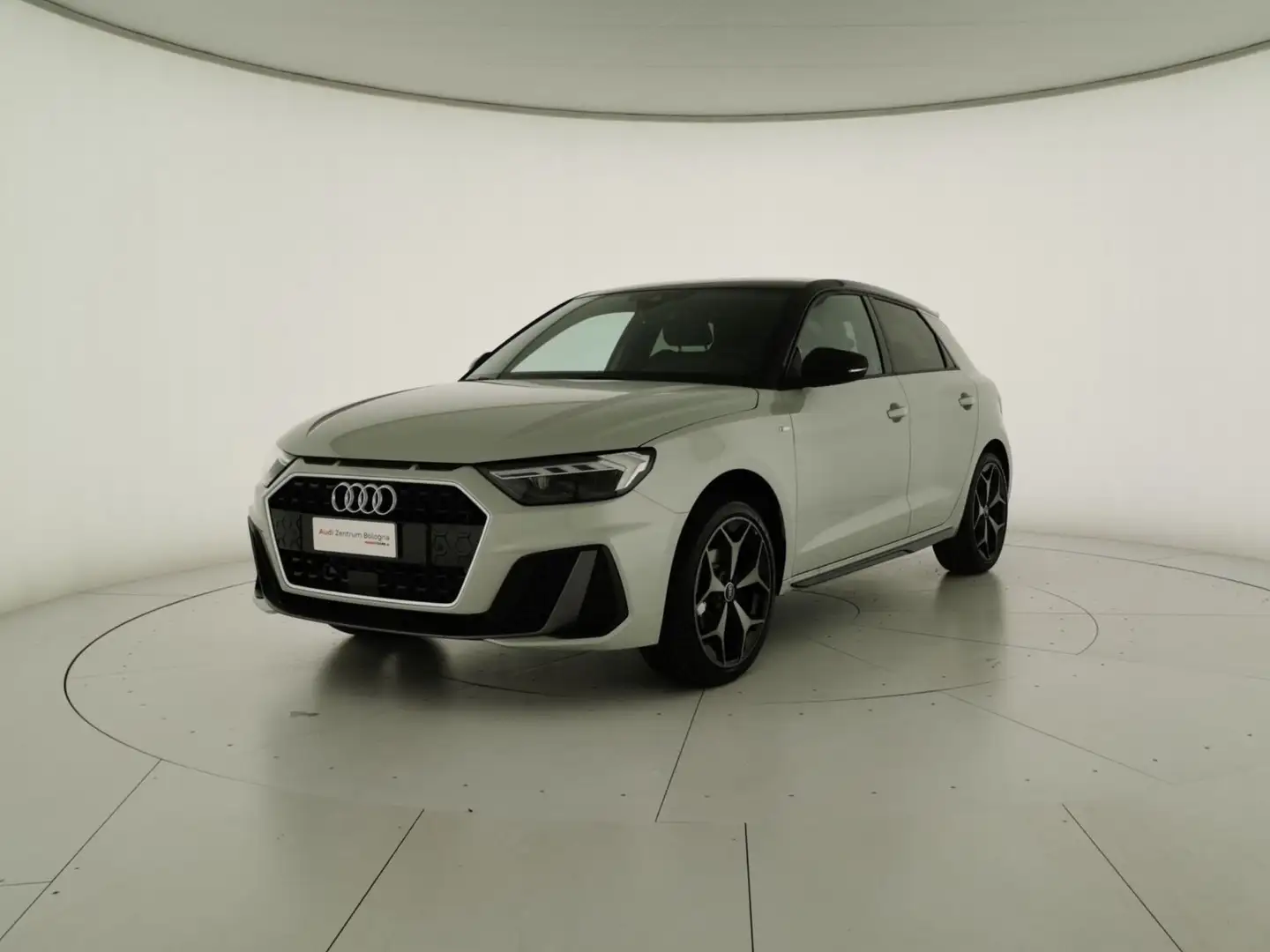 Audi A1 SPB 30 TFSI S tronic S line edition Zilver - 1
