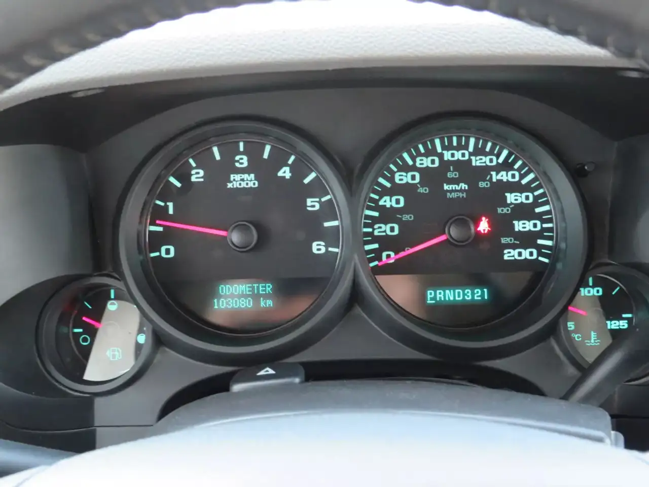 Chevrolet Silverado 1500 снимка Chevrolet Silverado 1500