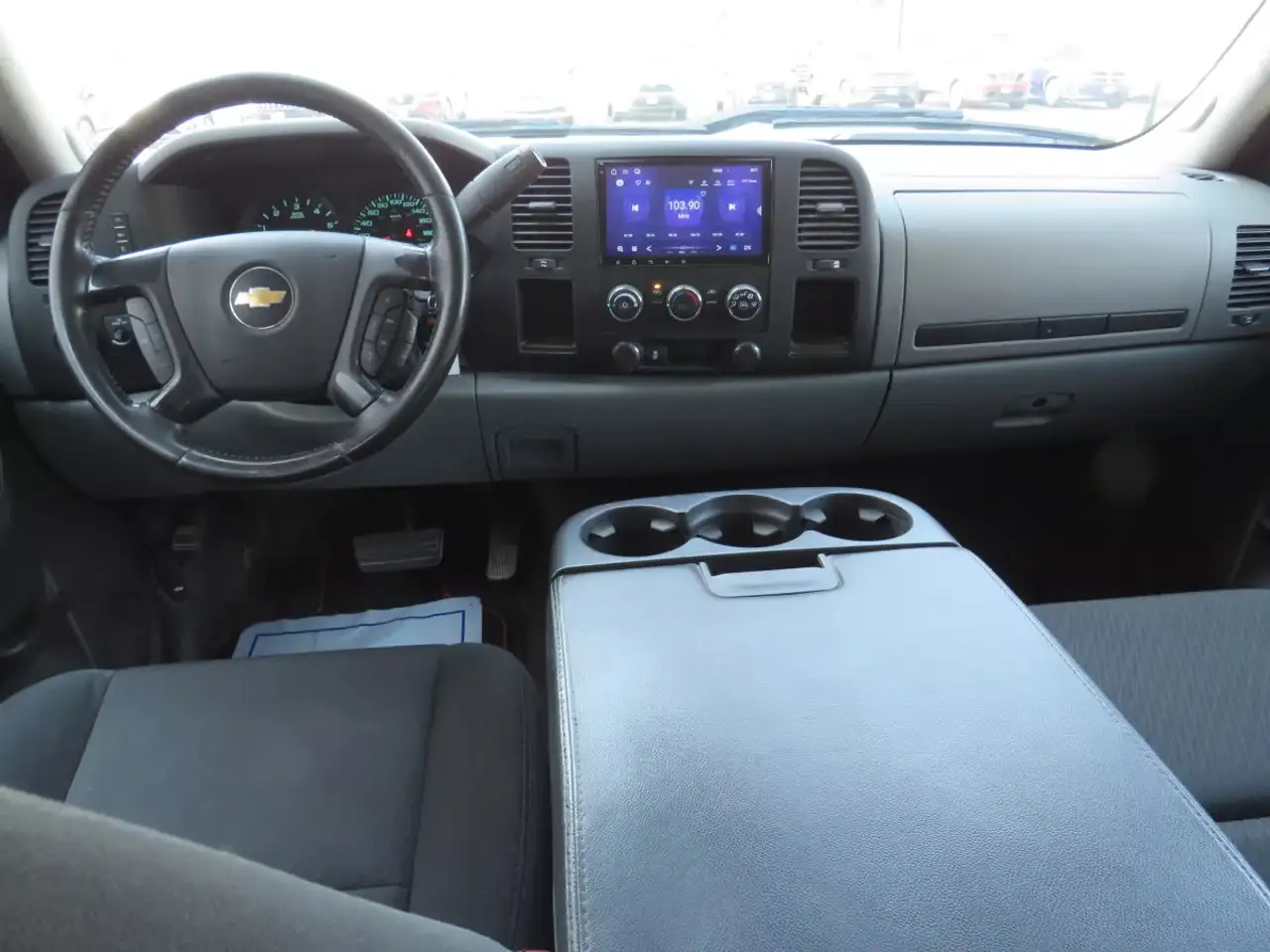 Chevrolet Silverado 1500 снимка Chevrolet Silverado 1500