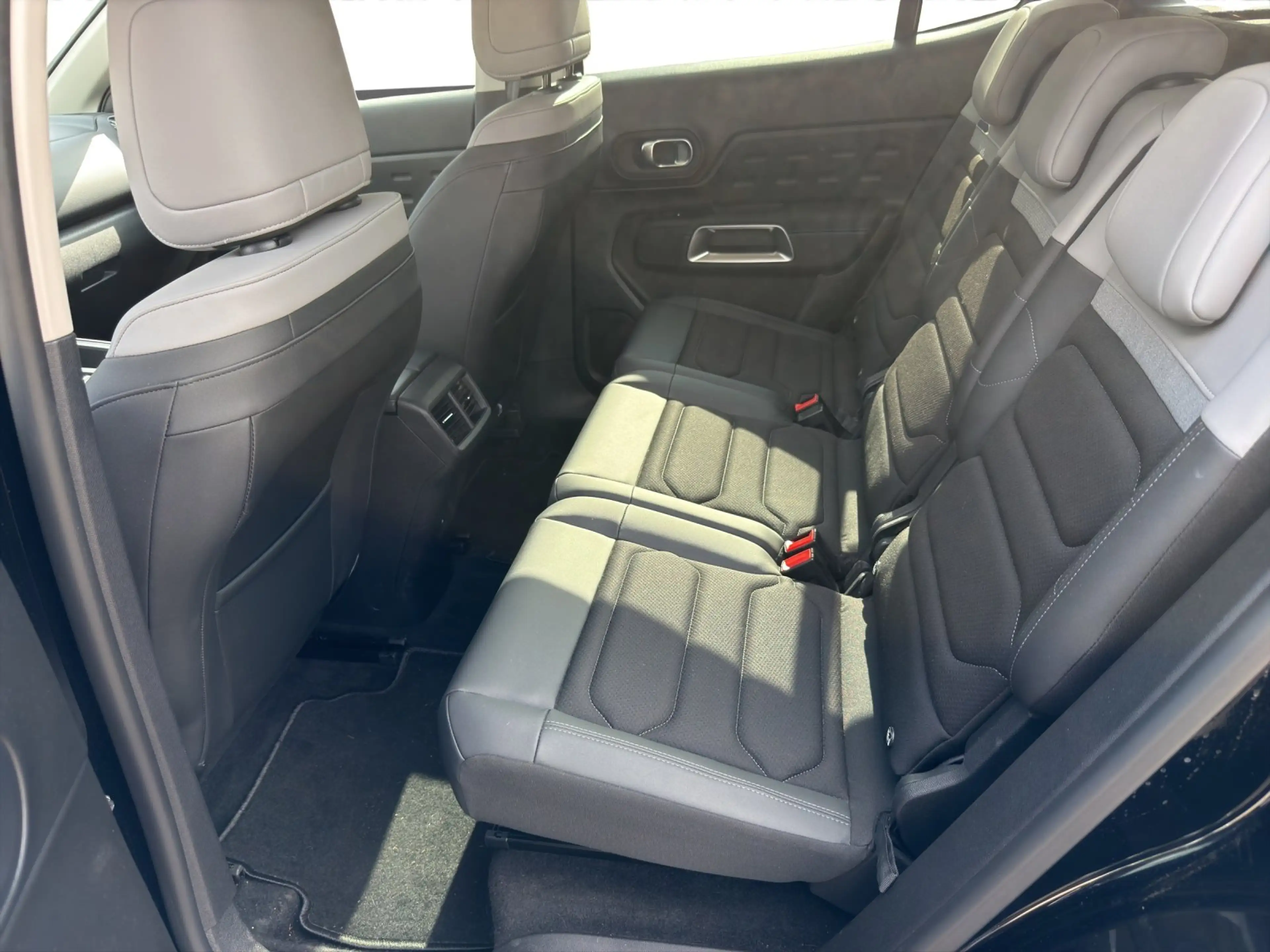 Citroen C5 Aircross Max Mild Hybrid 136 Navi+RFK+LED+LM — photo 11
