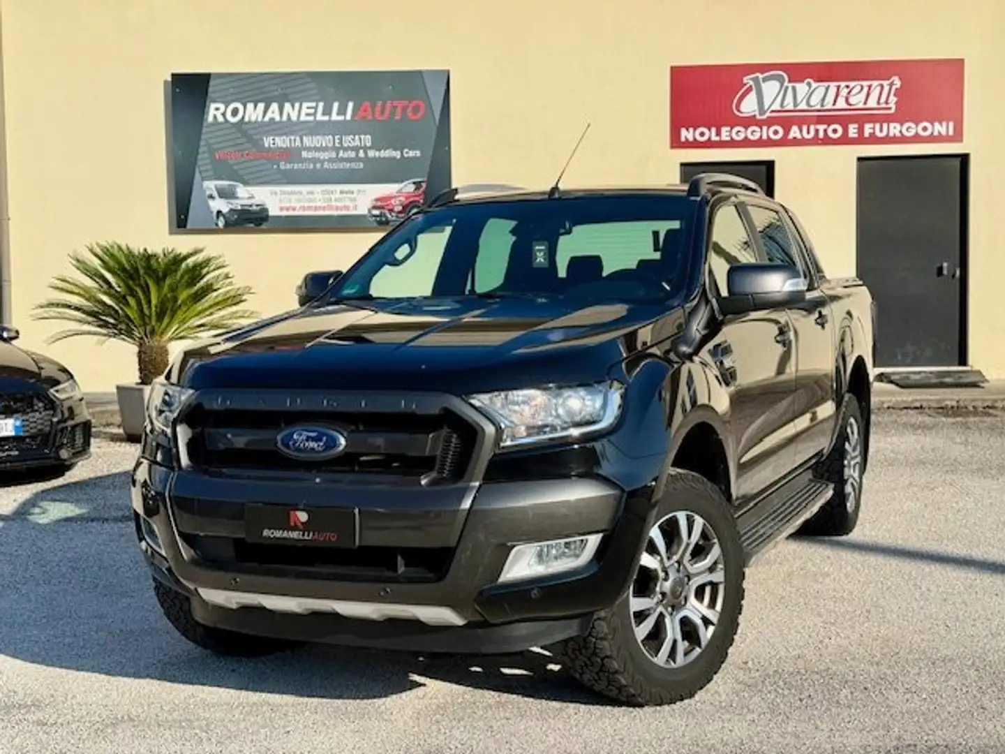 Ford Ranger Ranger 3.2 tdci double cab Wildtrak 200cv auto Nero - 1