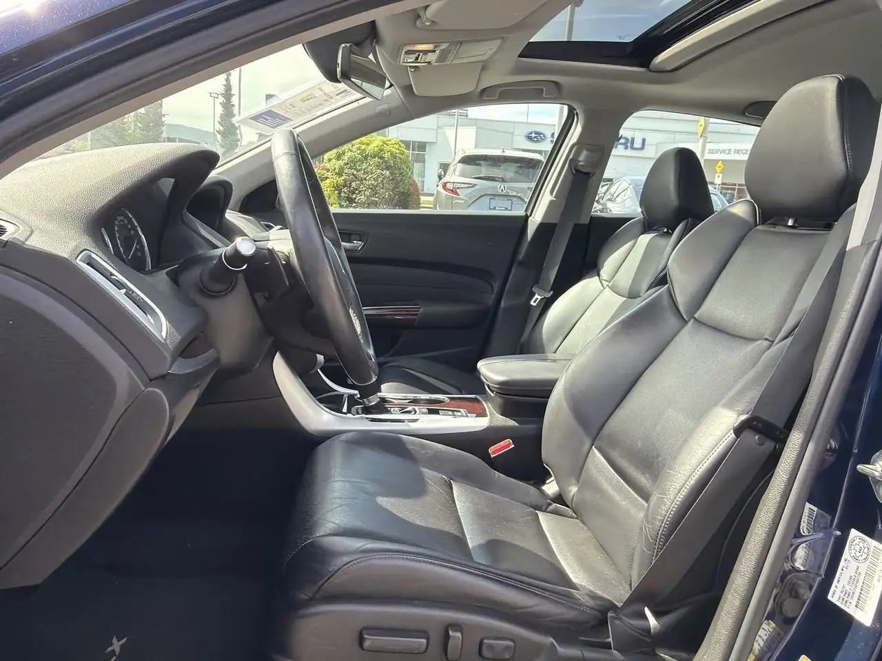 Acura TLX снимка Acura TLX