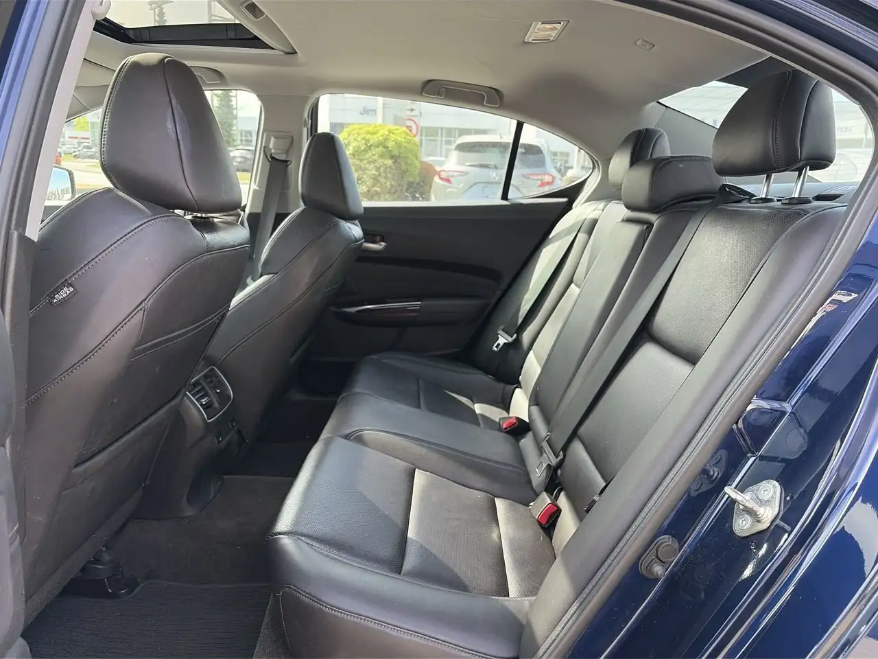 Acura TLX снимка Acura TLX