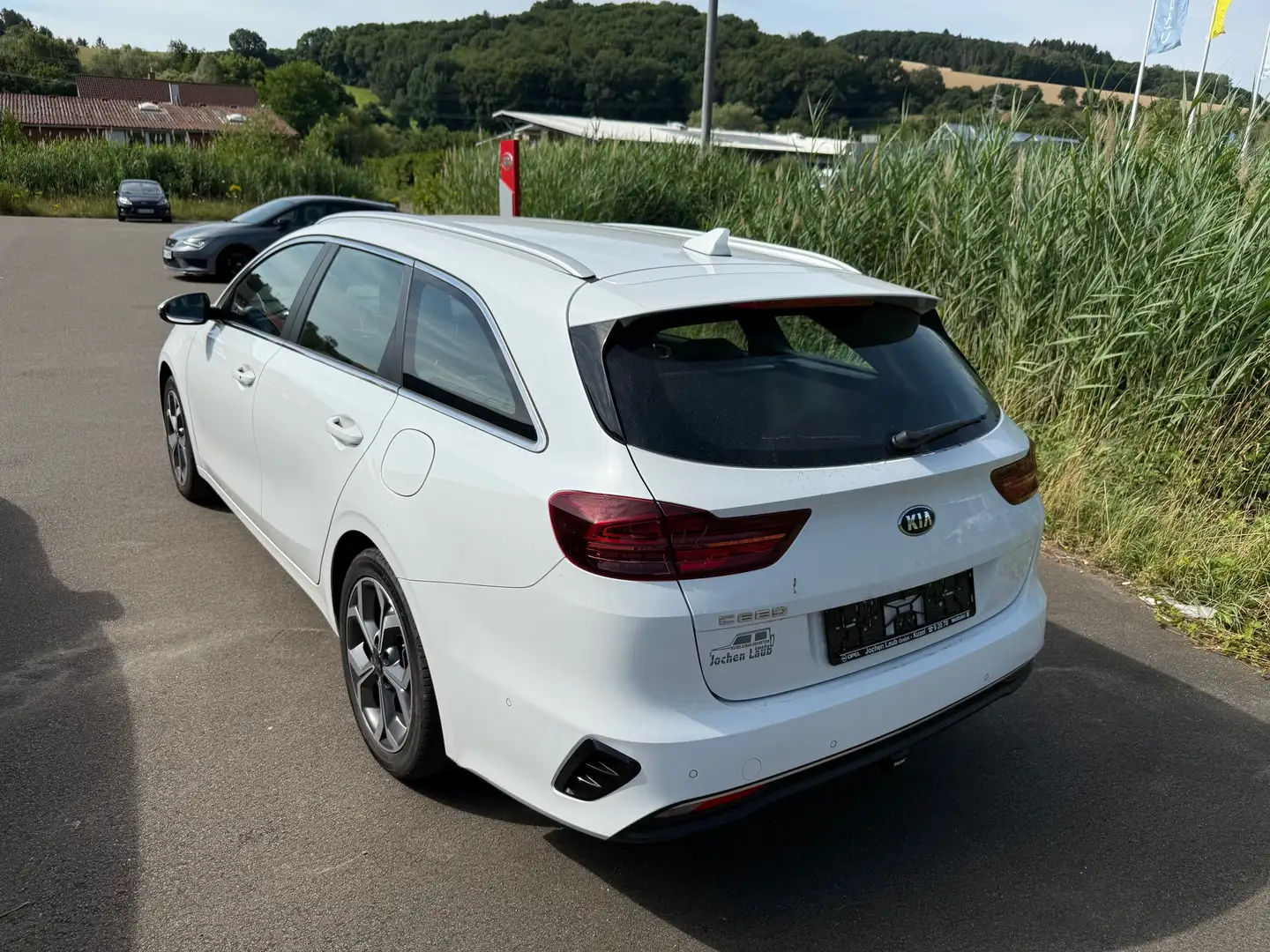 Kia Ceed SW / cee'd SW Spirit Weiß - 2