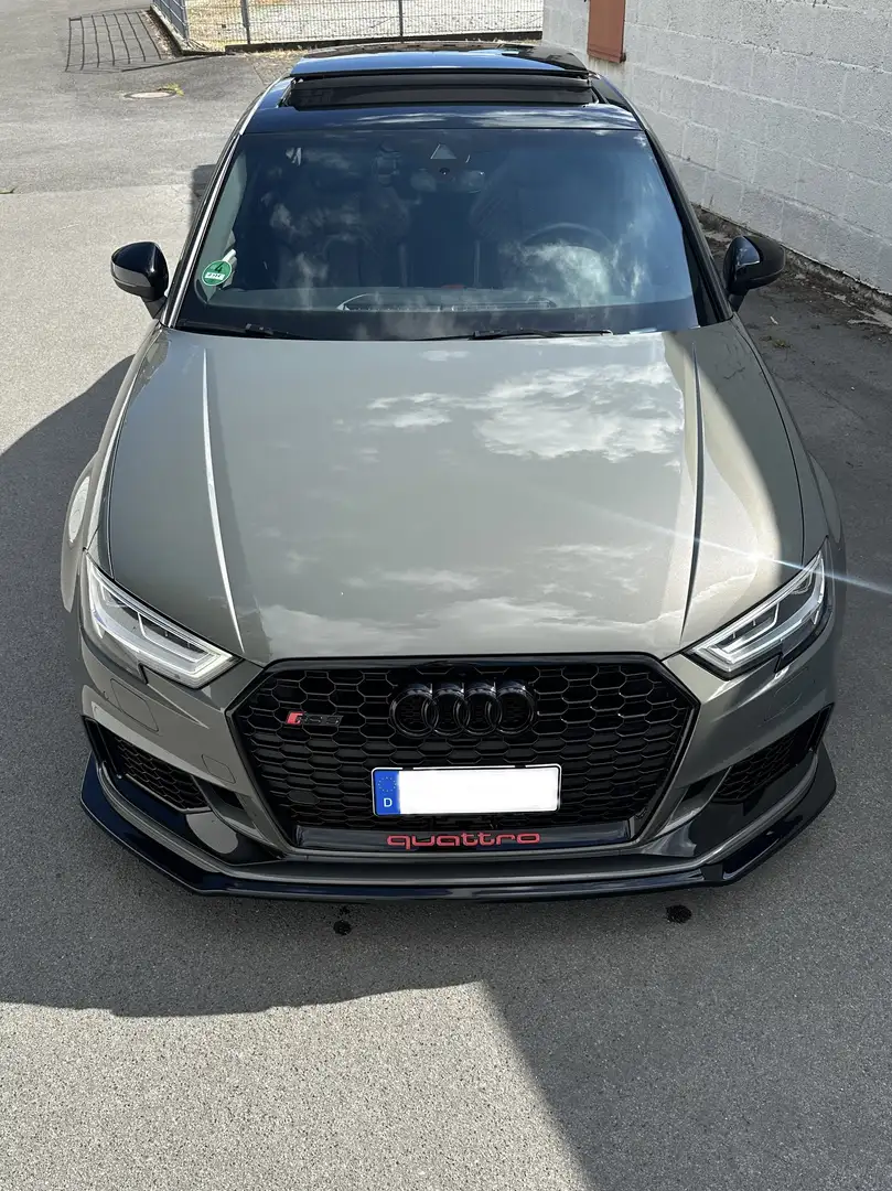 Audi RS3 RS 3 Limousine 2.5 TFSI quattro *Individuallack* - 1
