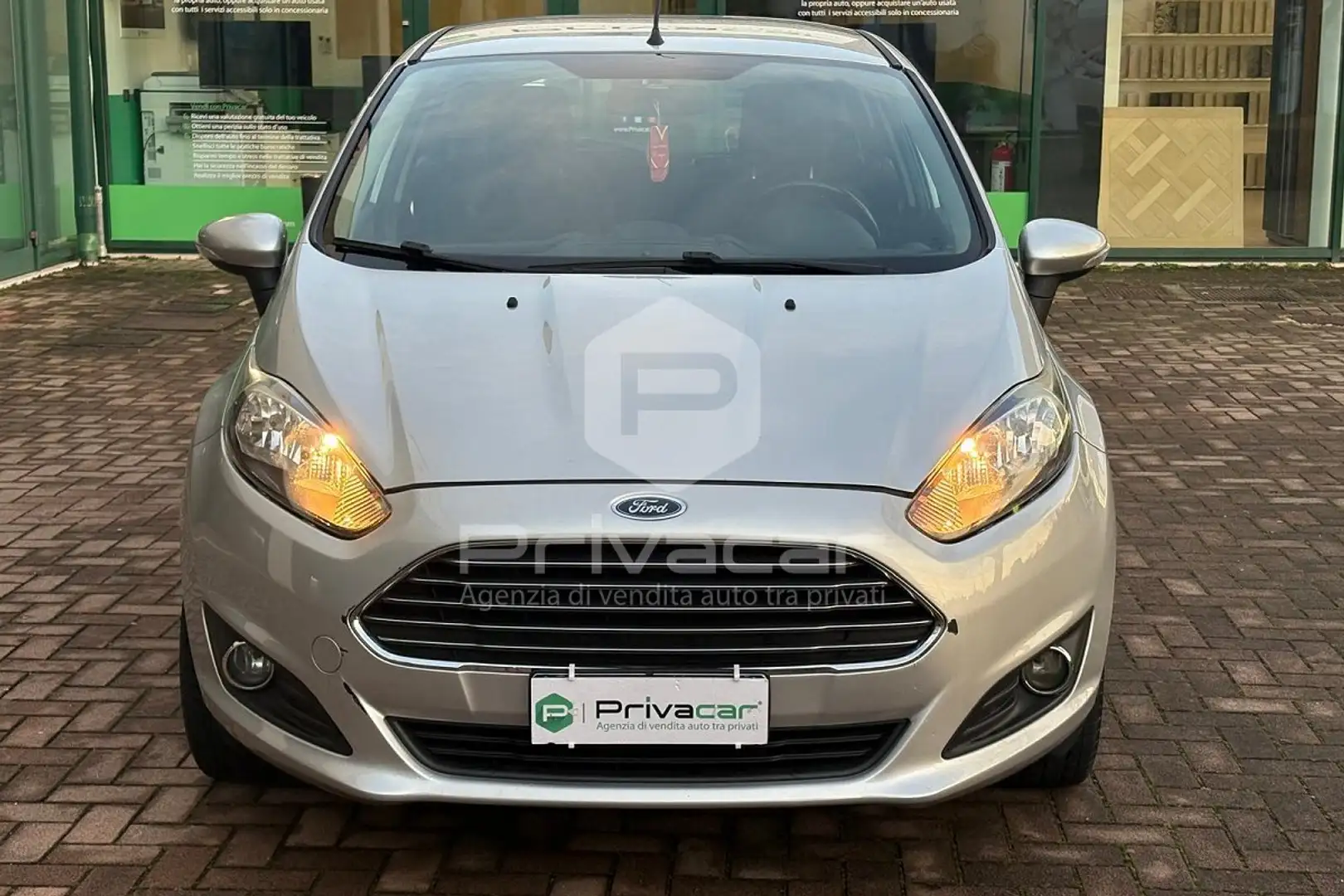 Ford Fiesta Fiesta 1.5 TDCi 75CV 5 porte Weiß - 2