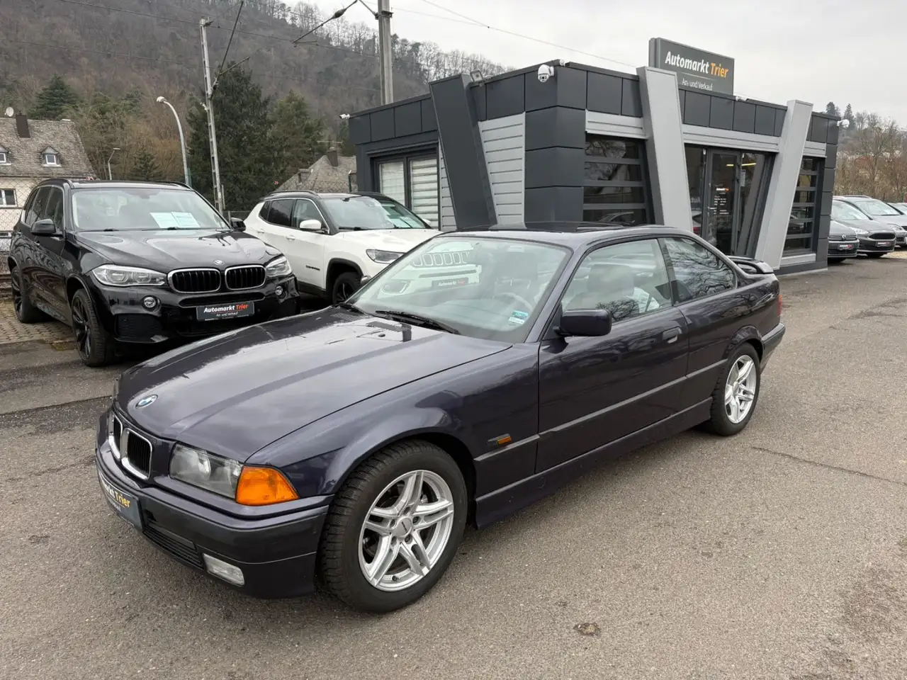 BMW 318