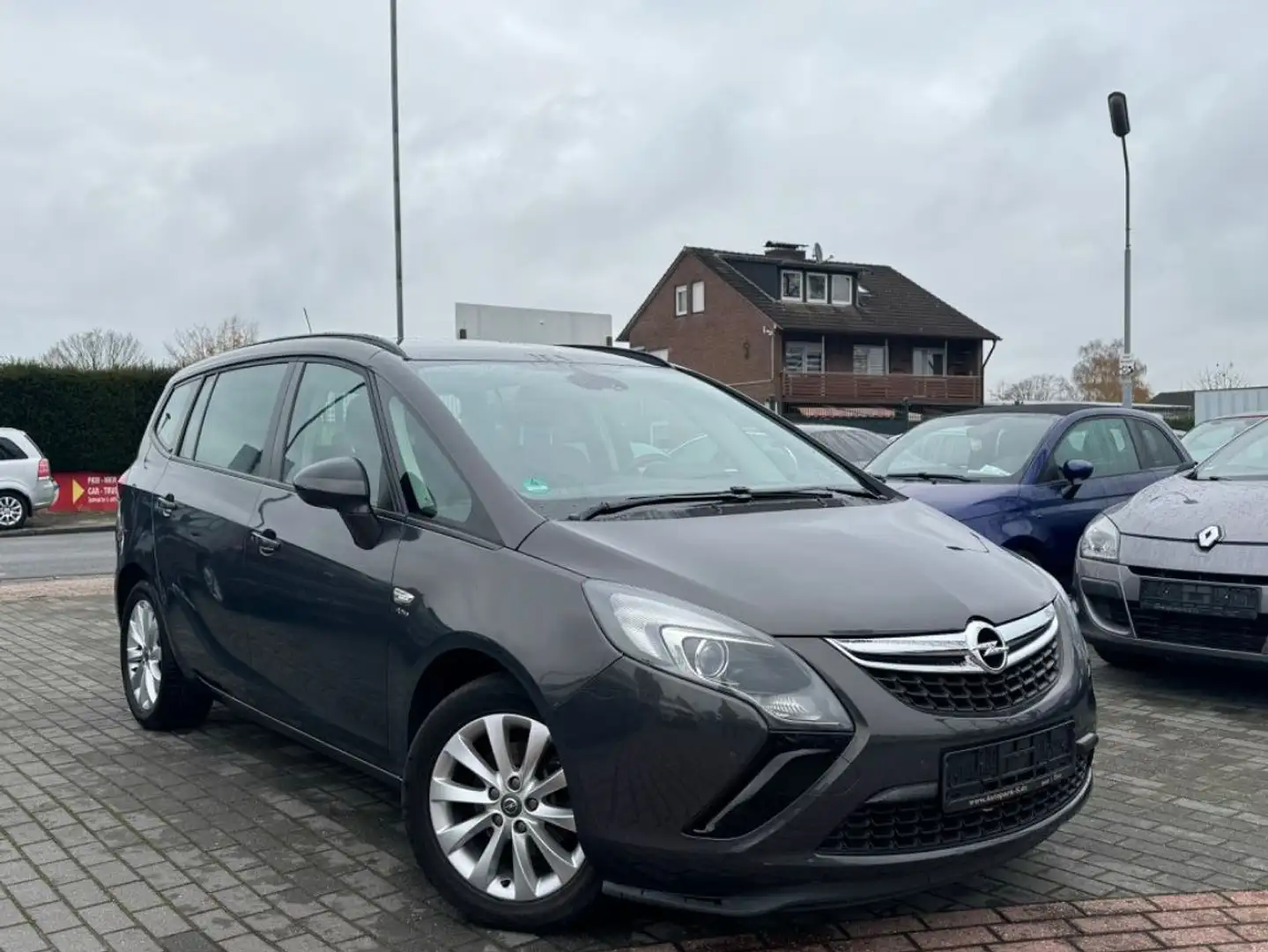 Opel Zafira C Tourer Active 1.4 | AHK | 2.HAND | SHZ Gris - 1