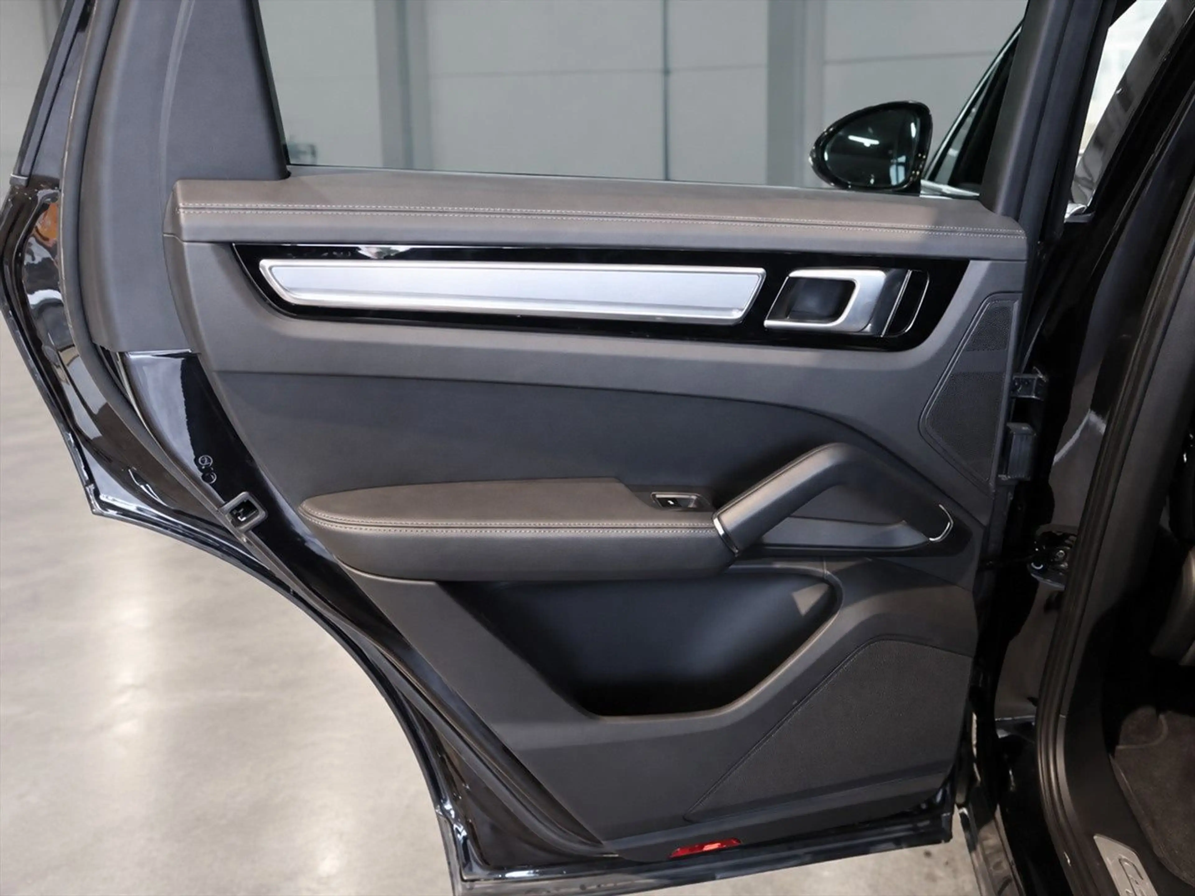 Porsche Cayenne 3.0 V6 Tiptronic Pano+Luft+Matrix+ACC — photo 9