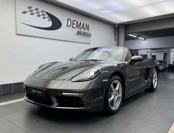 Boxster*Aventurine Green *Memory seat *Bose * Cam