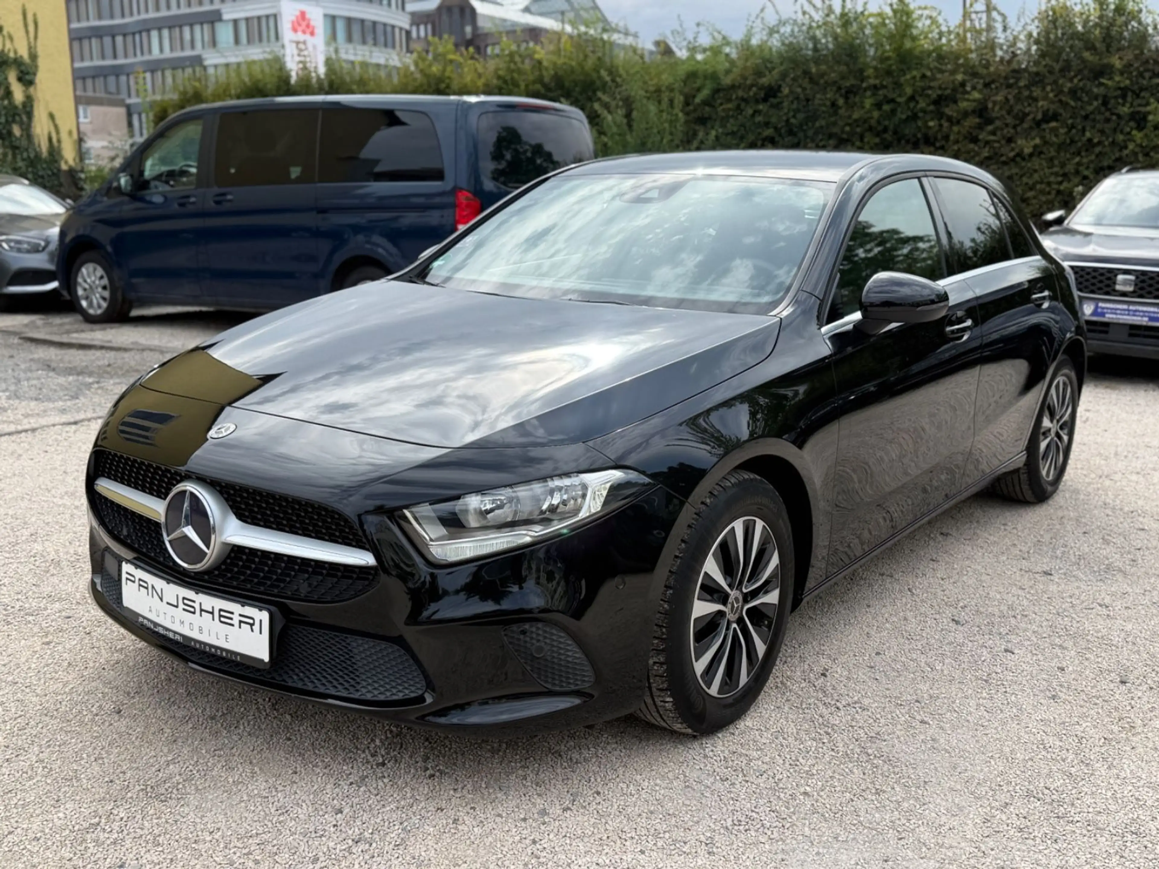 Mercedes-Benz A 200 A200d Style Leder Navi 1.Hand PDC — photo 3