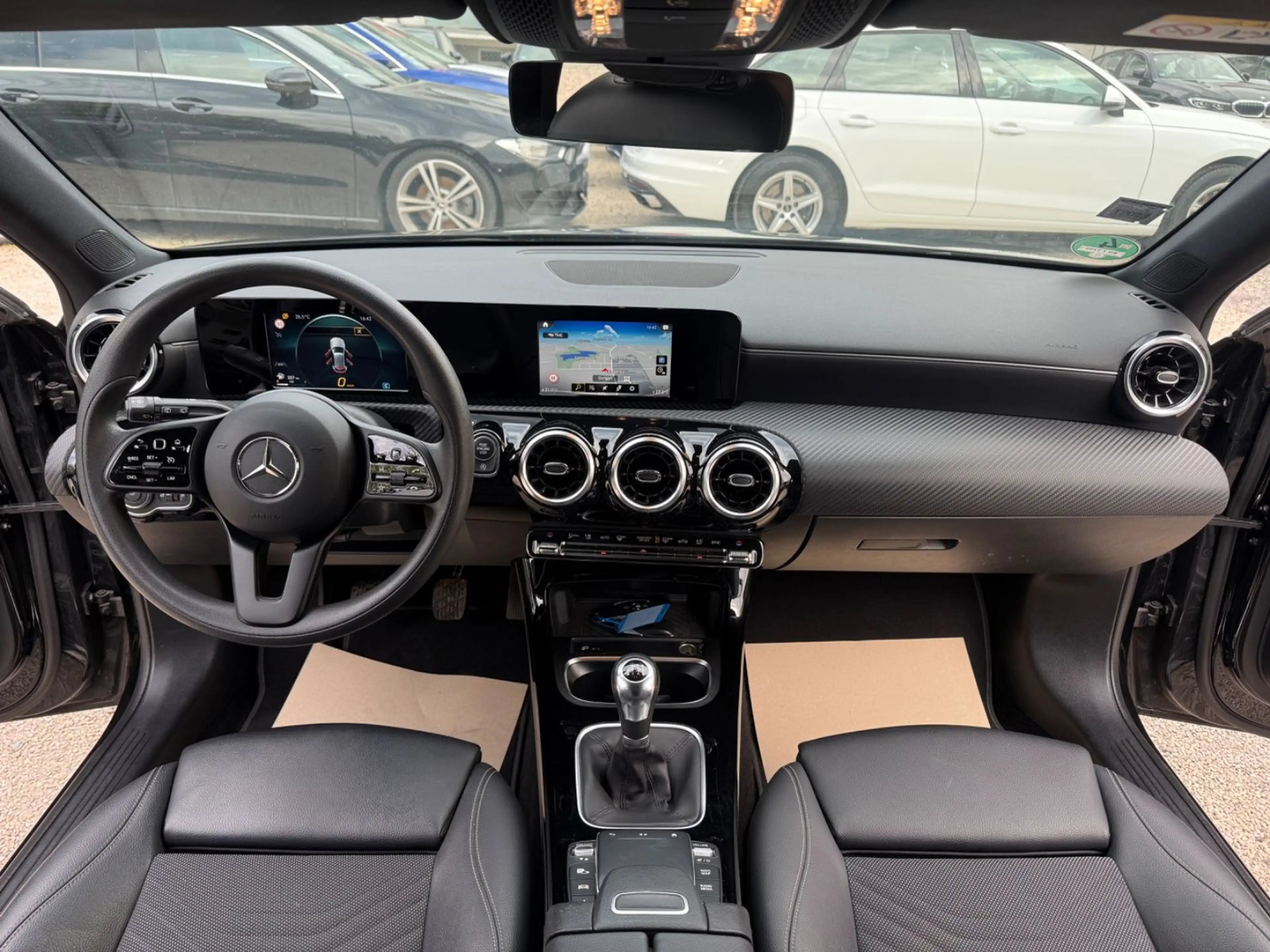Mercedes-Benz A 200 A200d Style Leder Navi 1.Hand PDC — photo 10