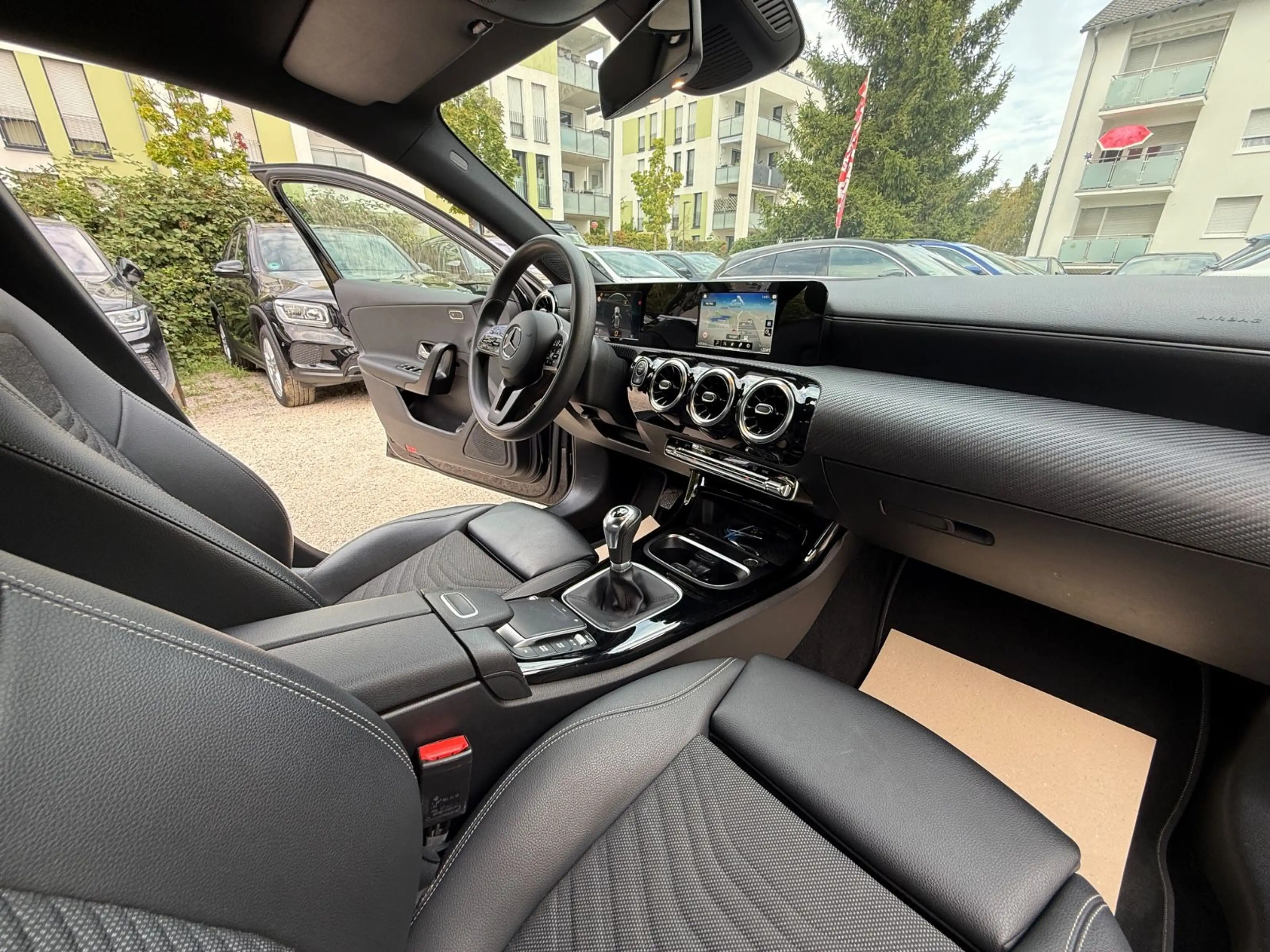 Mercedes-Benz A 200 A200d Style Leder Navi 1.Hand PDC — photo 11