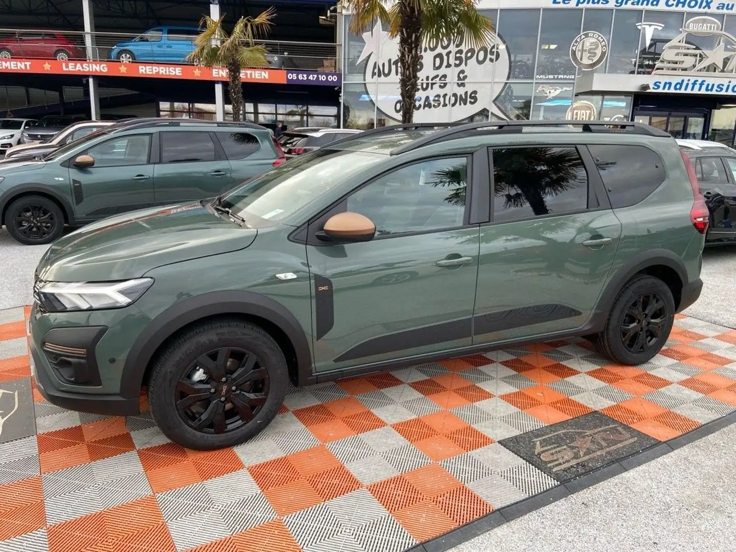 Dacia Jogger TCe 110 SL EXTREME + PACK NAVIGATION \u0026amp;amp Zöld - 1