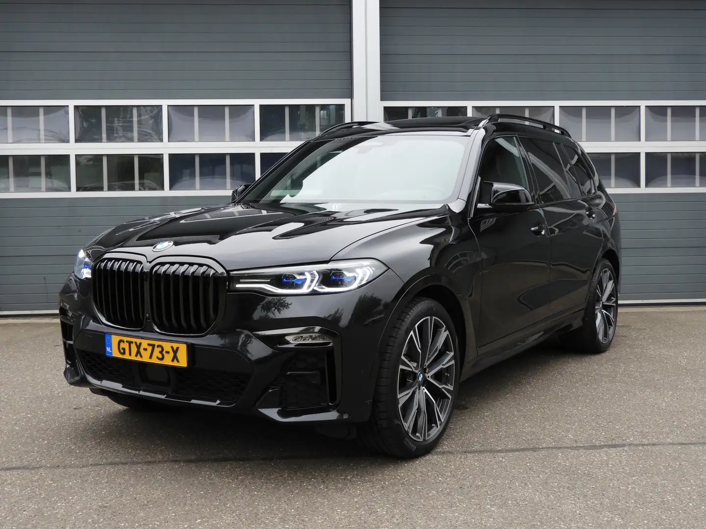 BMW X7 M50i High Executive FULL OPTIONS | 7-PERS | BTW-AU Zwart - 1