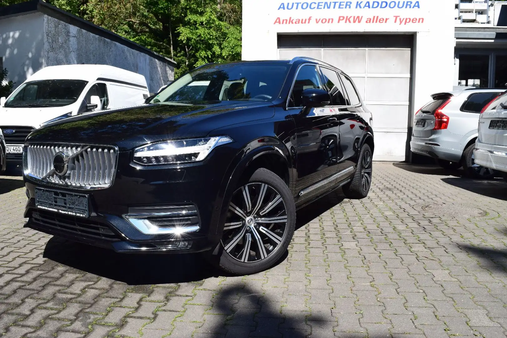 Volvo XC90 B5Plus Bright AWD,Pano,360°k,AHK,ST-Heizung Noir - 1