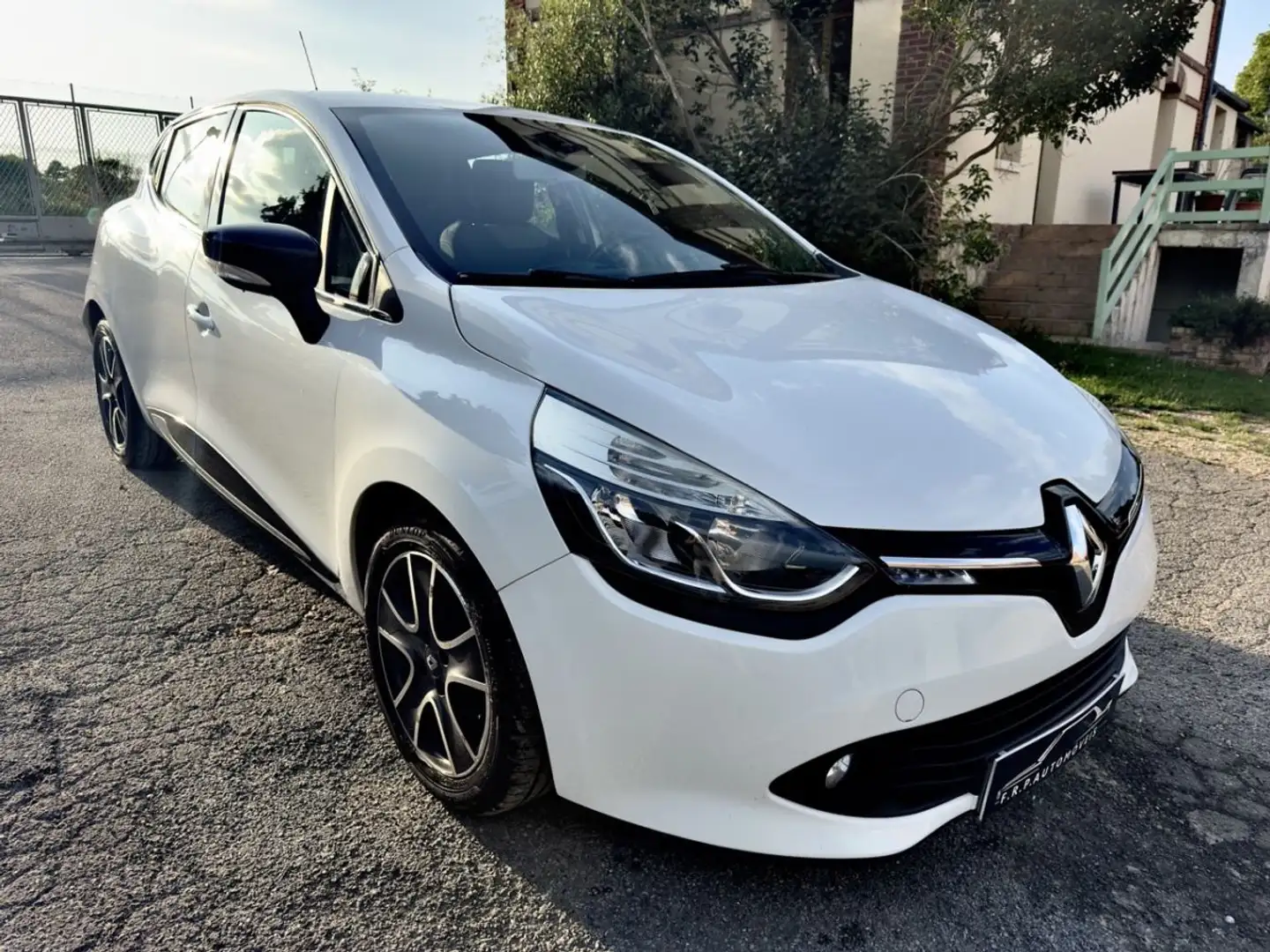 Renault Clio IV 1.5 DCI DYNAMIQUE Blanc - 1