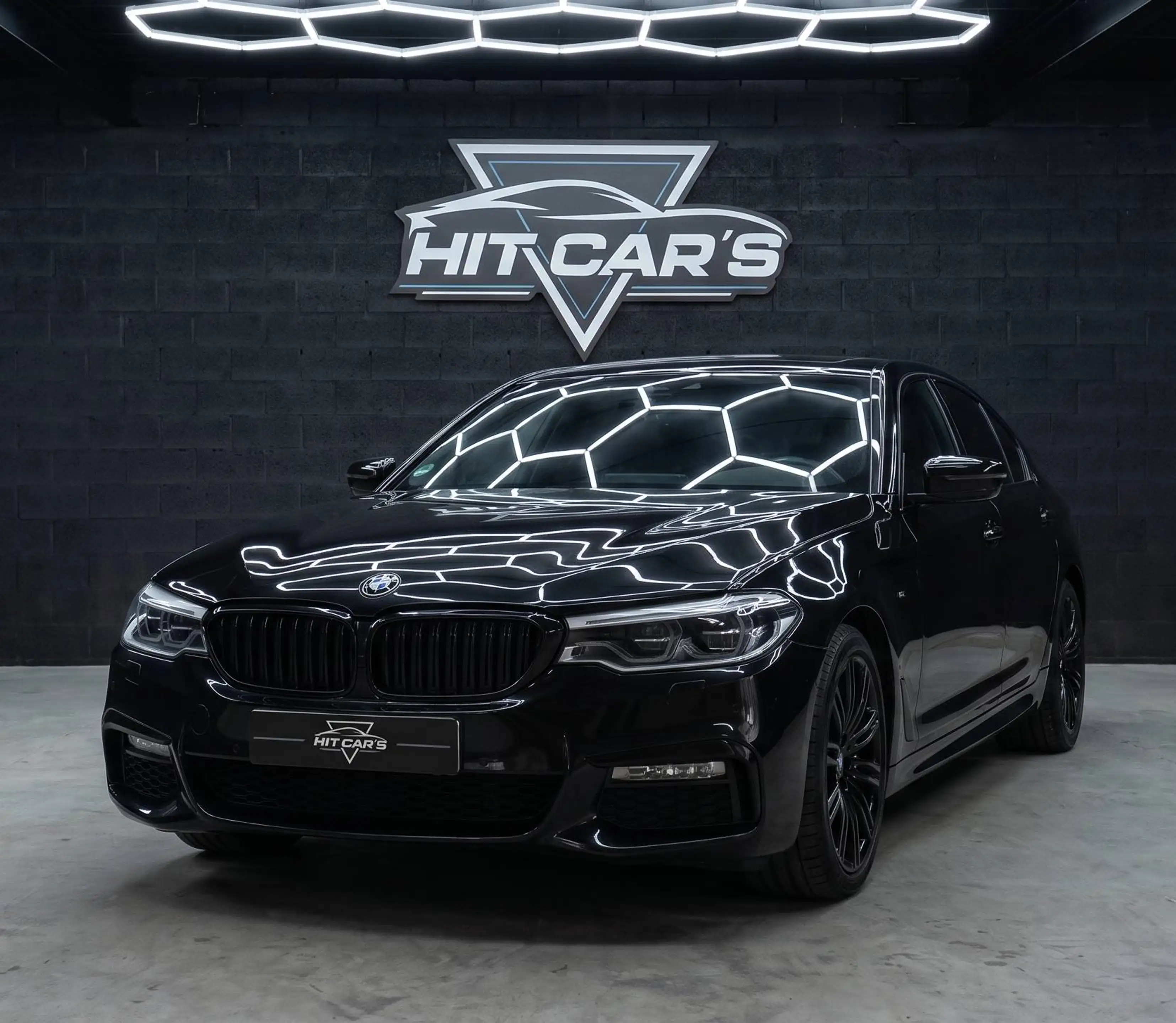 BMW 520 FULL PACK M / SHADOW - LINE / 1ère MAIN / FULL BLACK / CUIR — photo 6