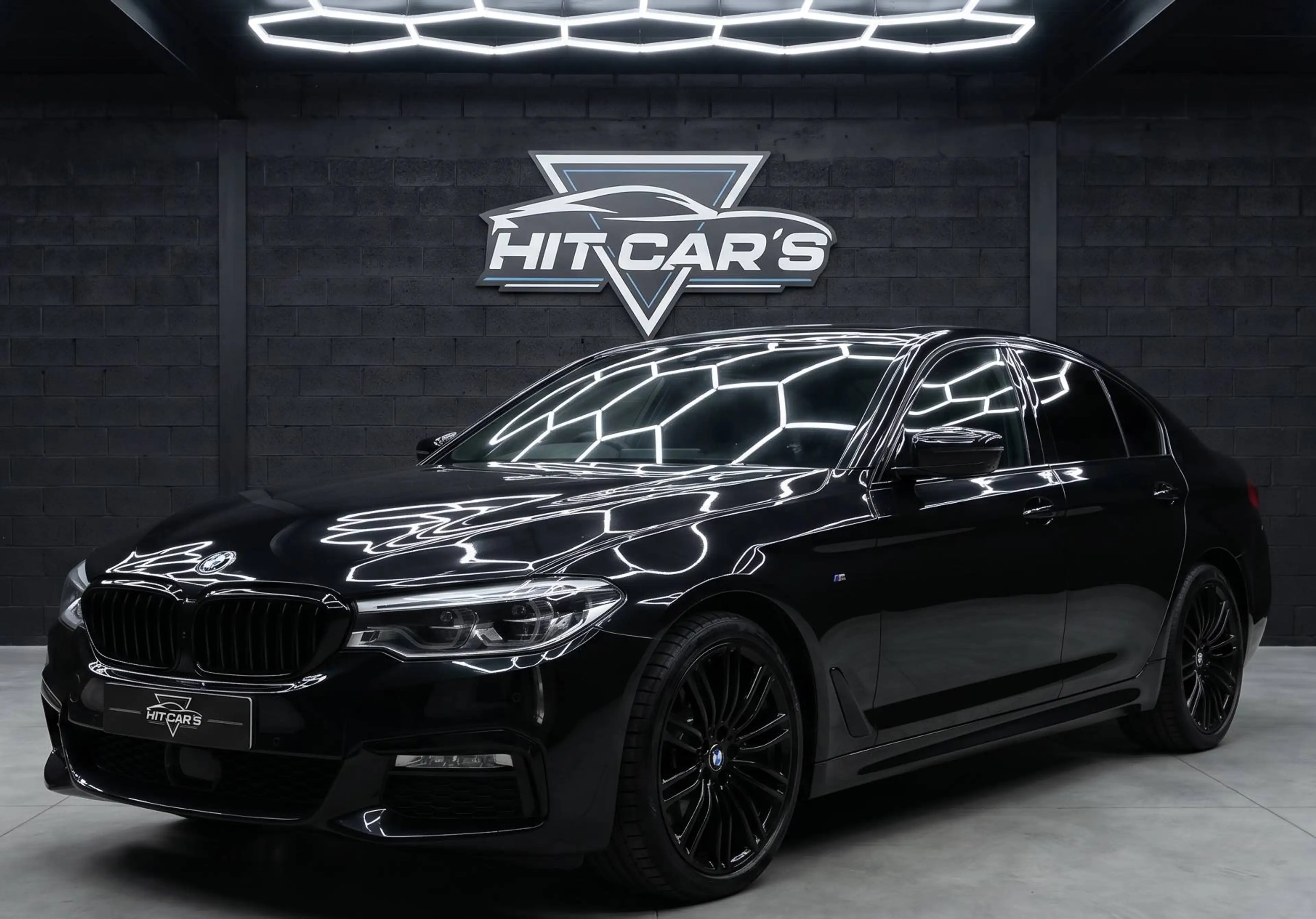 BMW 520 FULL PACK M / SHADOW - LINE / 1ère MAIN / FULL BLACK / CUIR