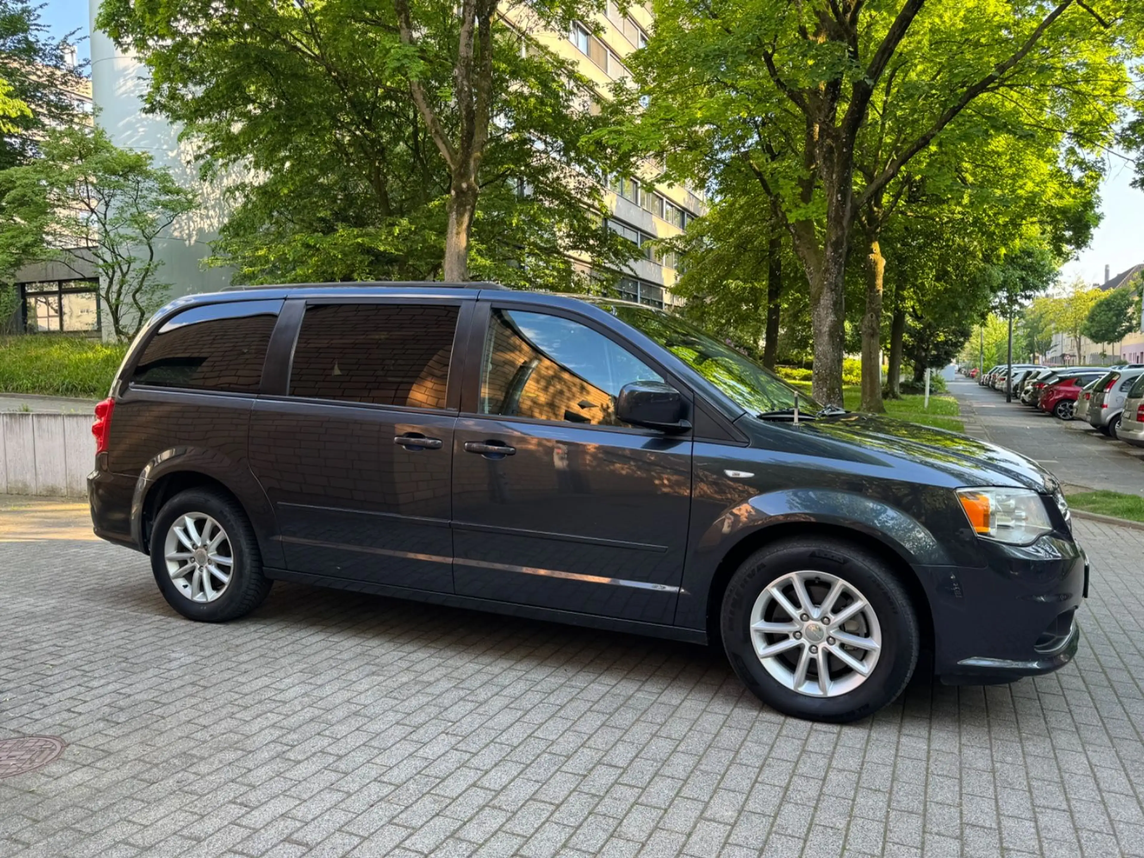 Dodge Grand Caravan /7-SITZER/VOLLAUSSTATTUNG/132TKM/GE — photo 9