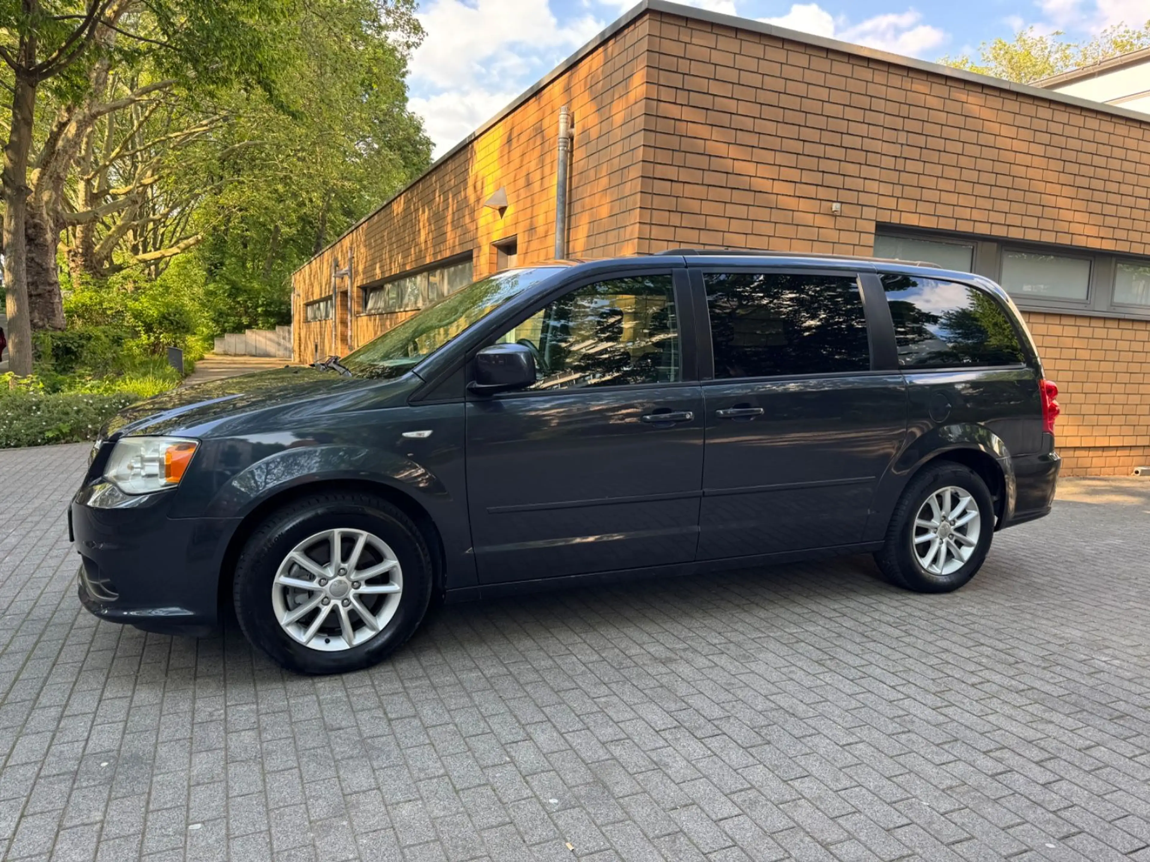 Dodge Grand Caravan /7-SITZER/VOLLAUSSTATTUNG/132TKM/GE — photo 10