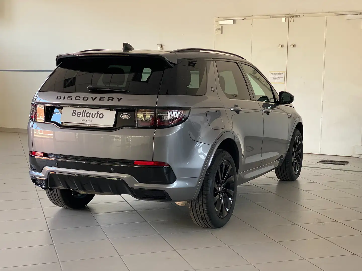 Land Rover Discovery Sport 2.0 TD4 163CV AWD R-Dynamic S auto IVA ESPOSTA Сірий - 2
