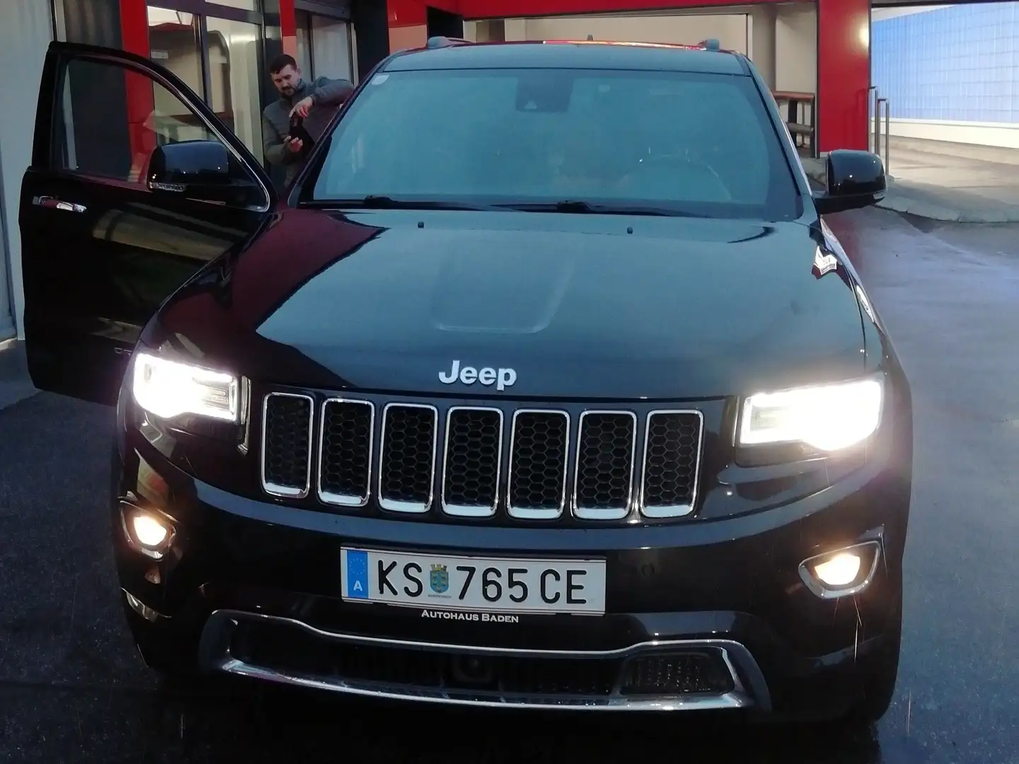 Jeep Grand Cherokee Grand Cherokee 3,0 V6 CRD Overland Overland Schwarz - 1