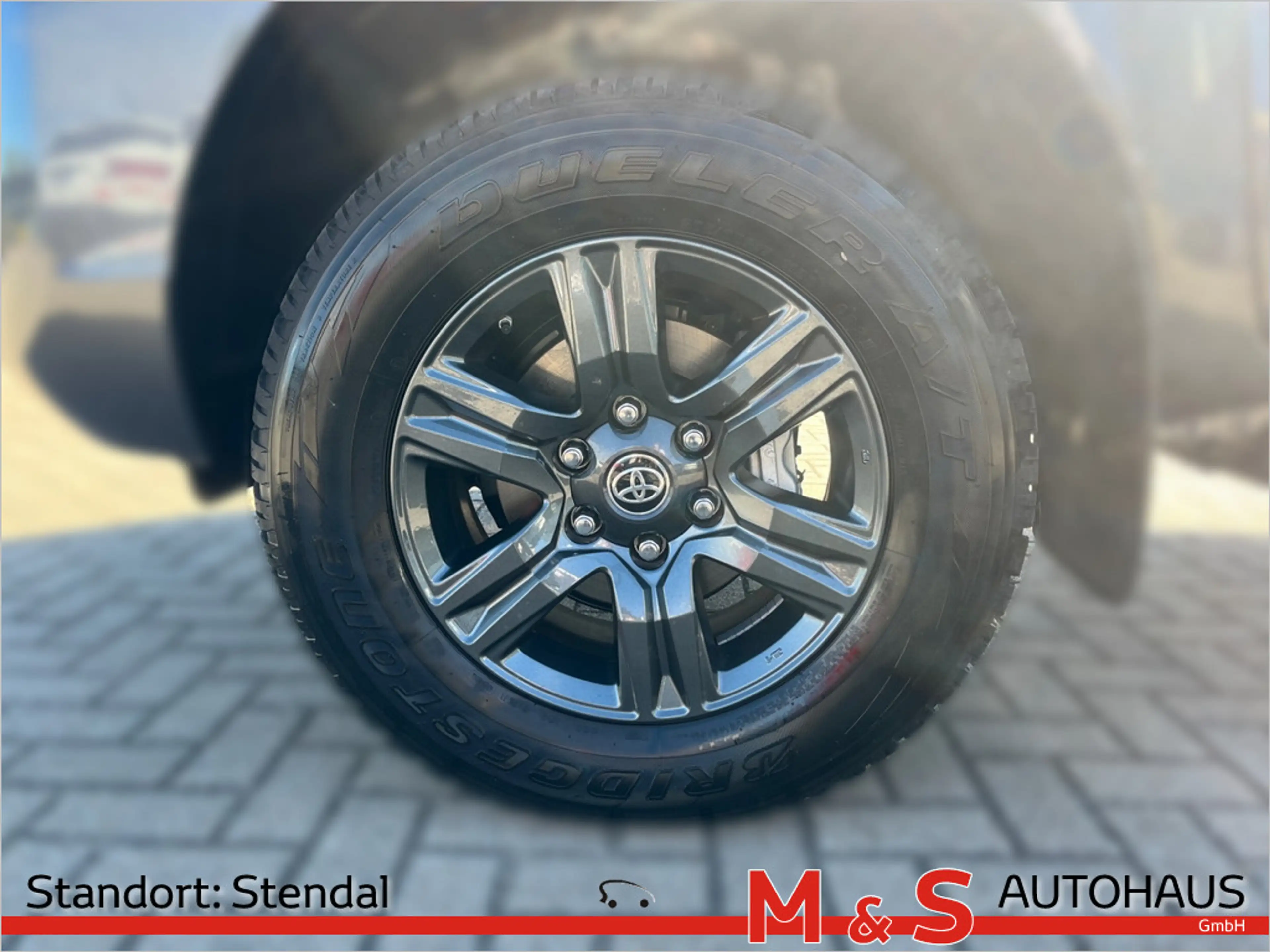 Toyota Hilux 2.8 Double Cab Comfort 4x4 KAMERA NAVI — photo 16